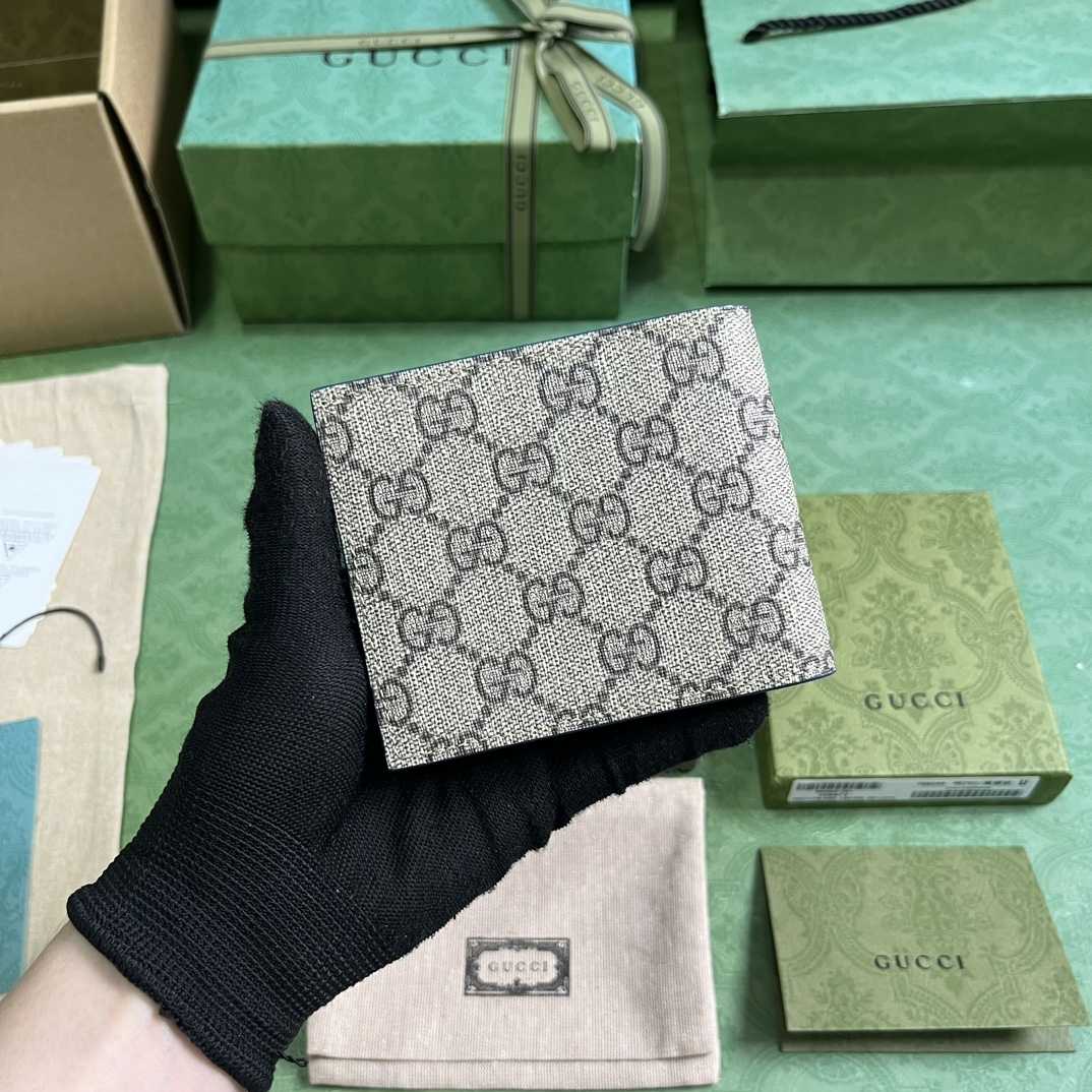 Gucci Wallet With GG Detail - EUR FASHION