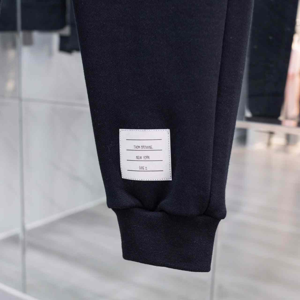 Thom Browne Pants - EUR FASHION