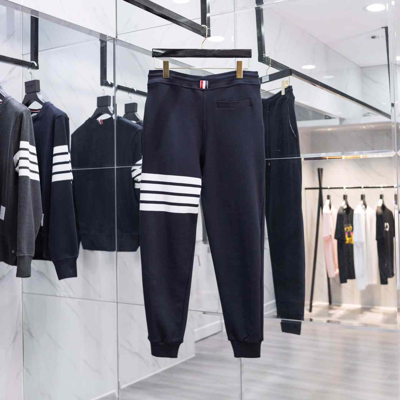 Thom Browne Pants - EUR FASHION