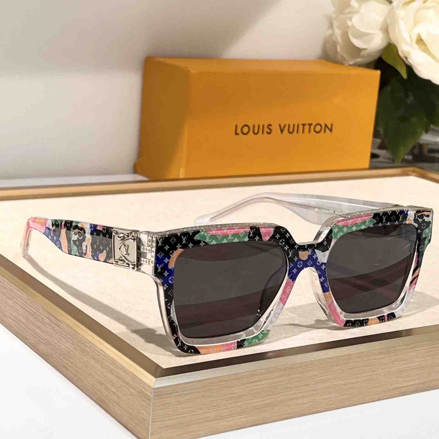 Louis Vuitton 1.1 Millionaires Square Sunglasses  LV96006 - EUR FASHION