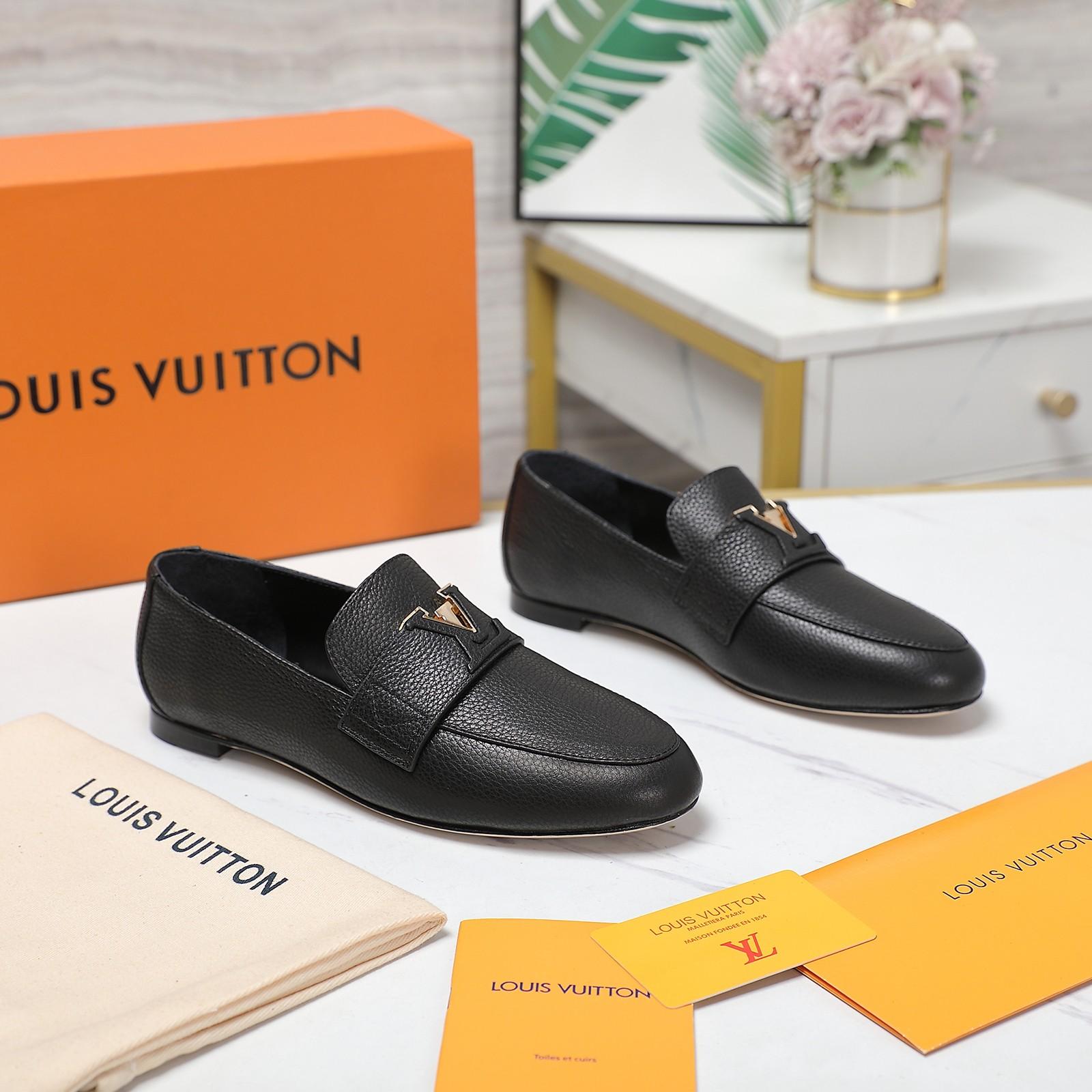 Louis Vuitton LV Capri Loafer - EUR FASHION