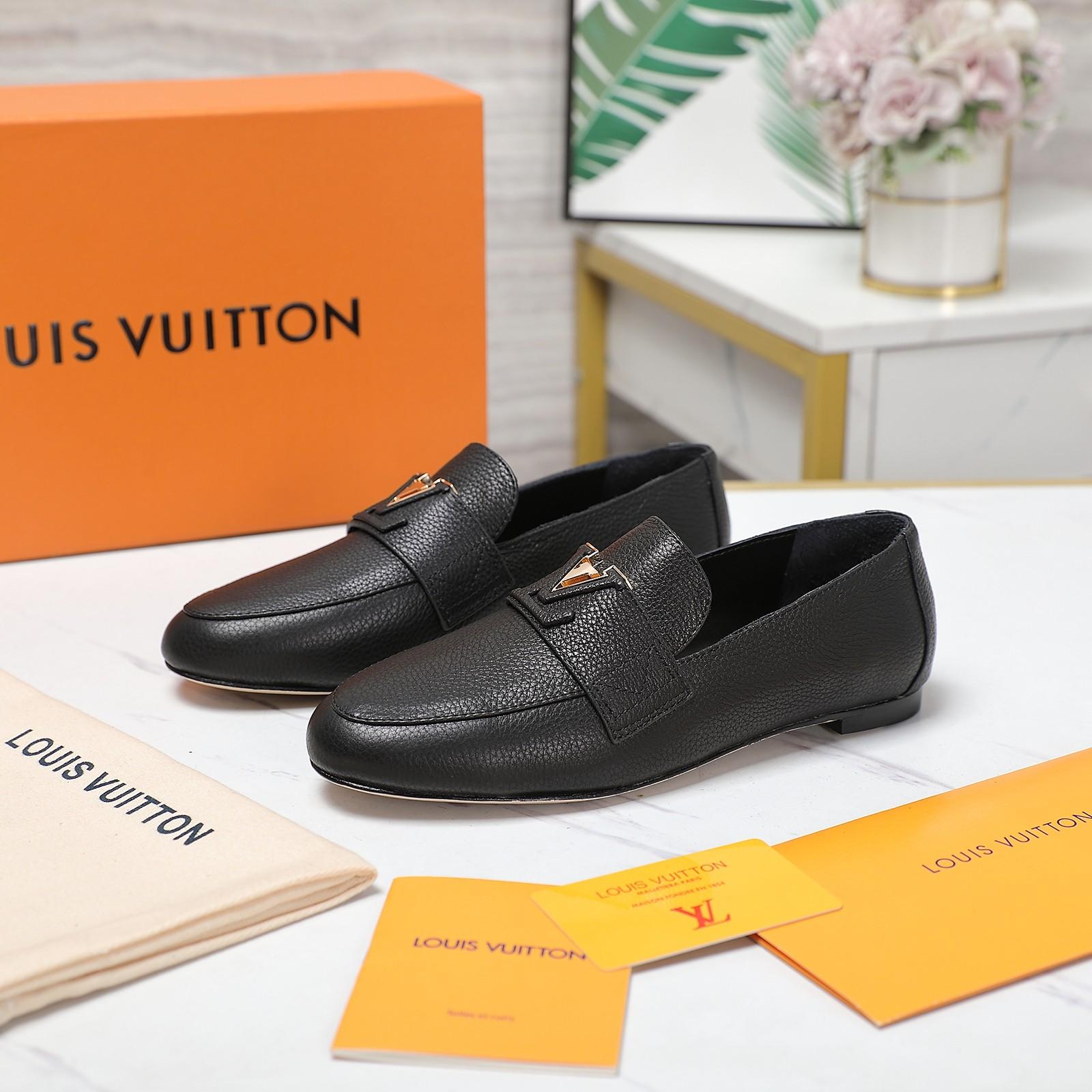 Louis Vuitton LV Capri Loafer - EUR FASHION