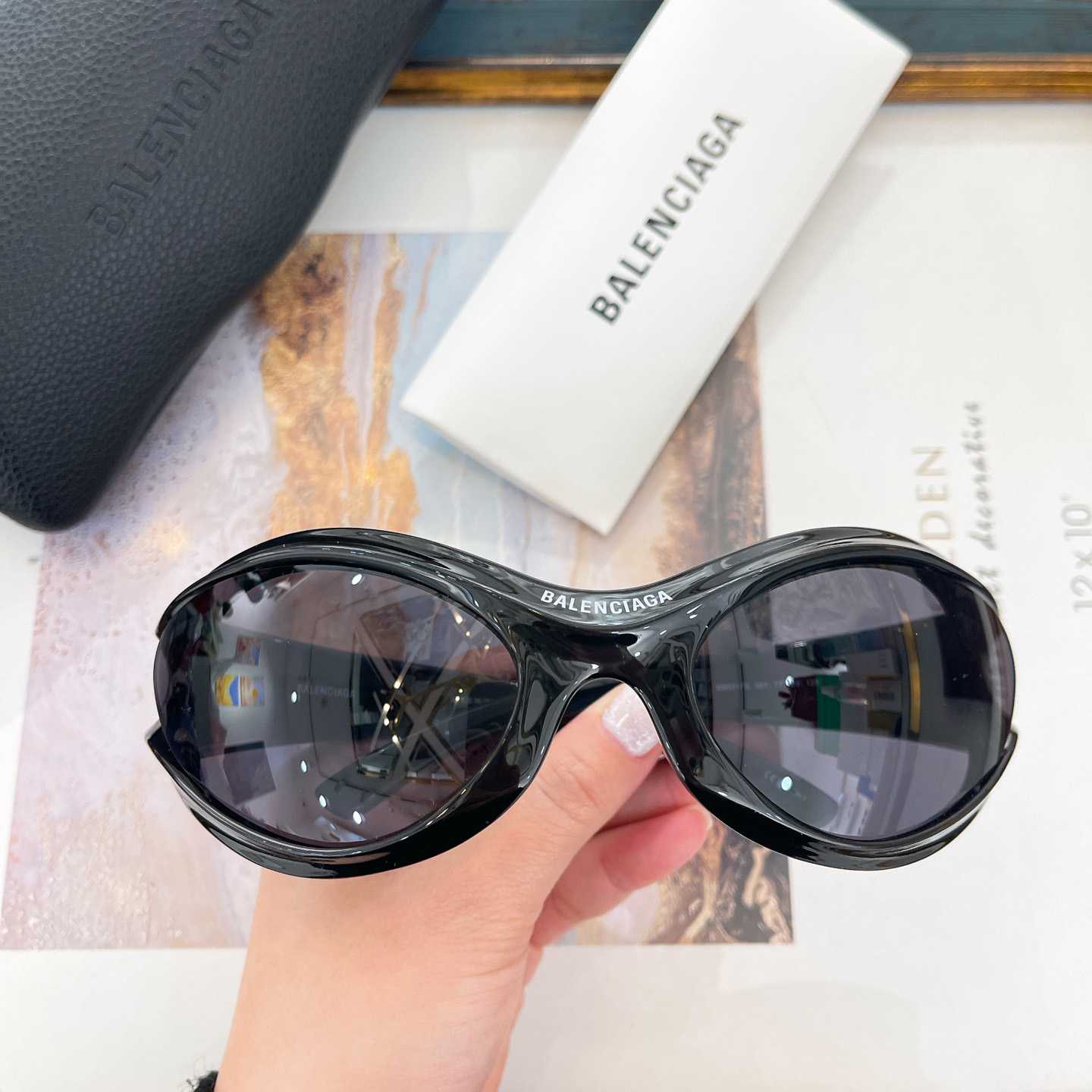 Balenciaga Dynamo Round Sunglasses - EUR FASHION