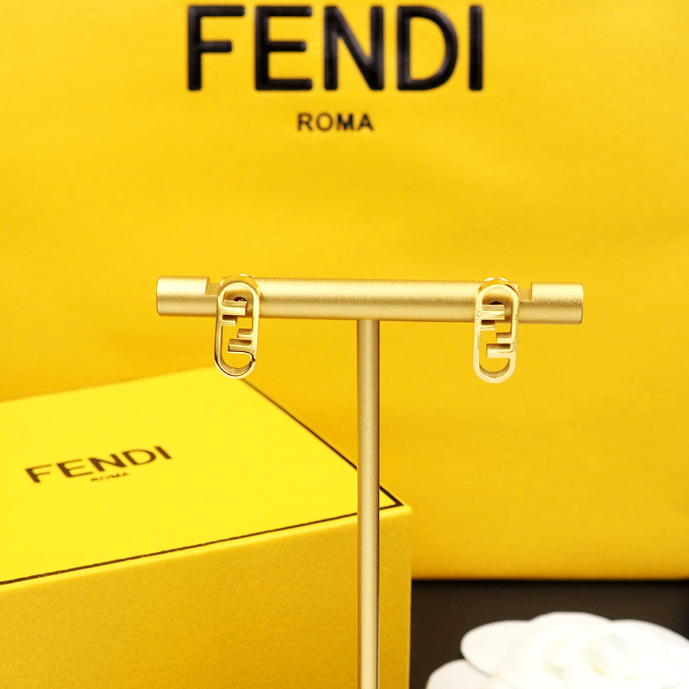 Fendi O’Lock Earrings - EUR FASHION