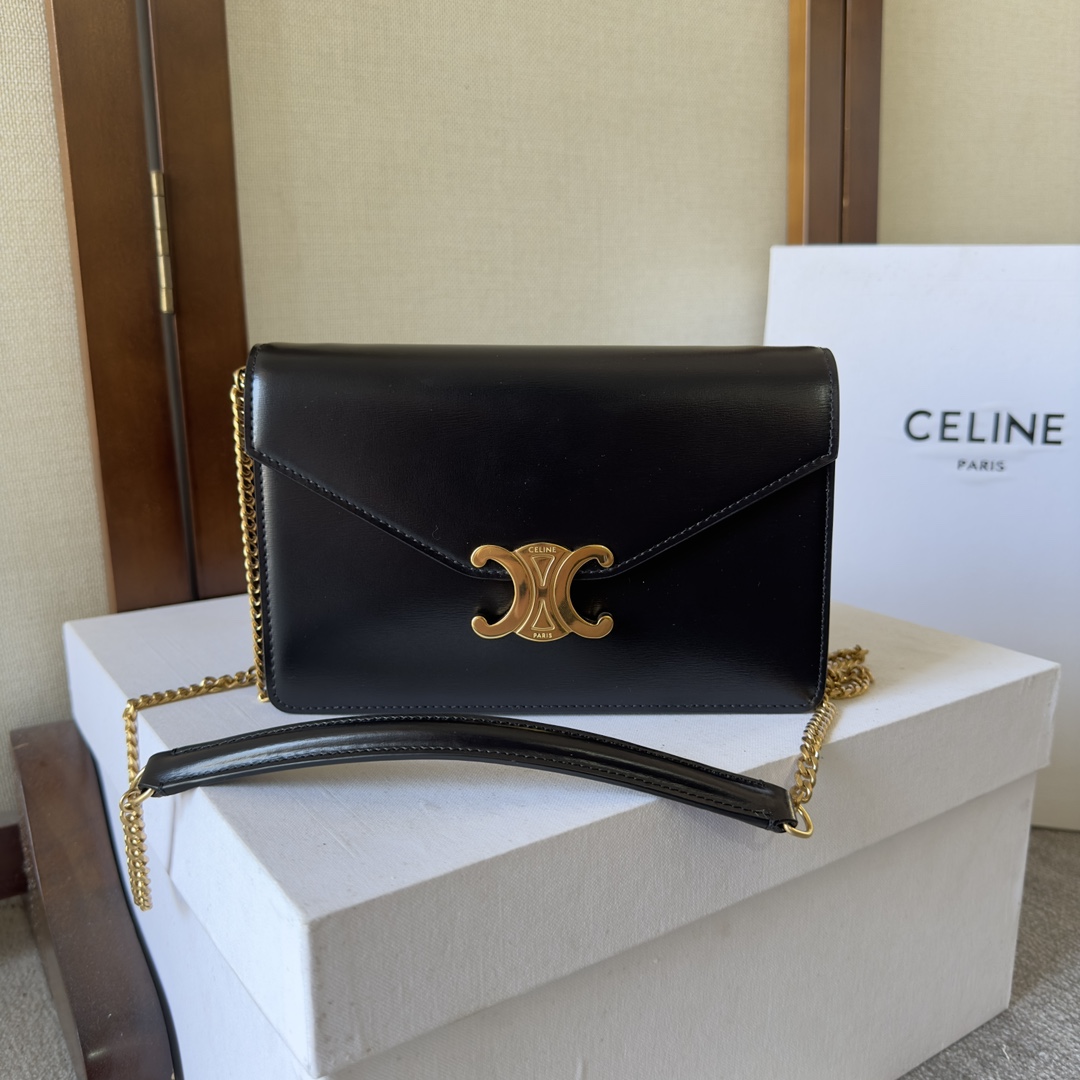 Celine Wallet On Chain Margo In Shiny Calfskin - EUR FASHION