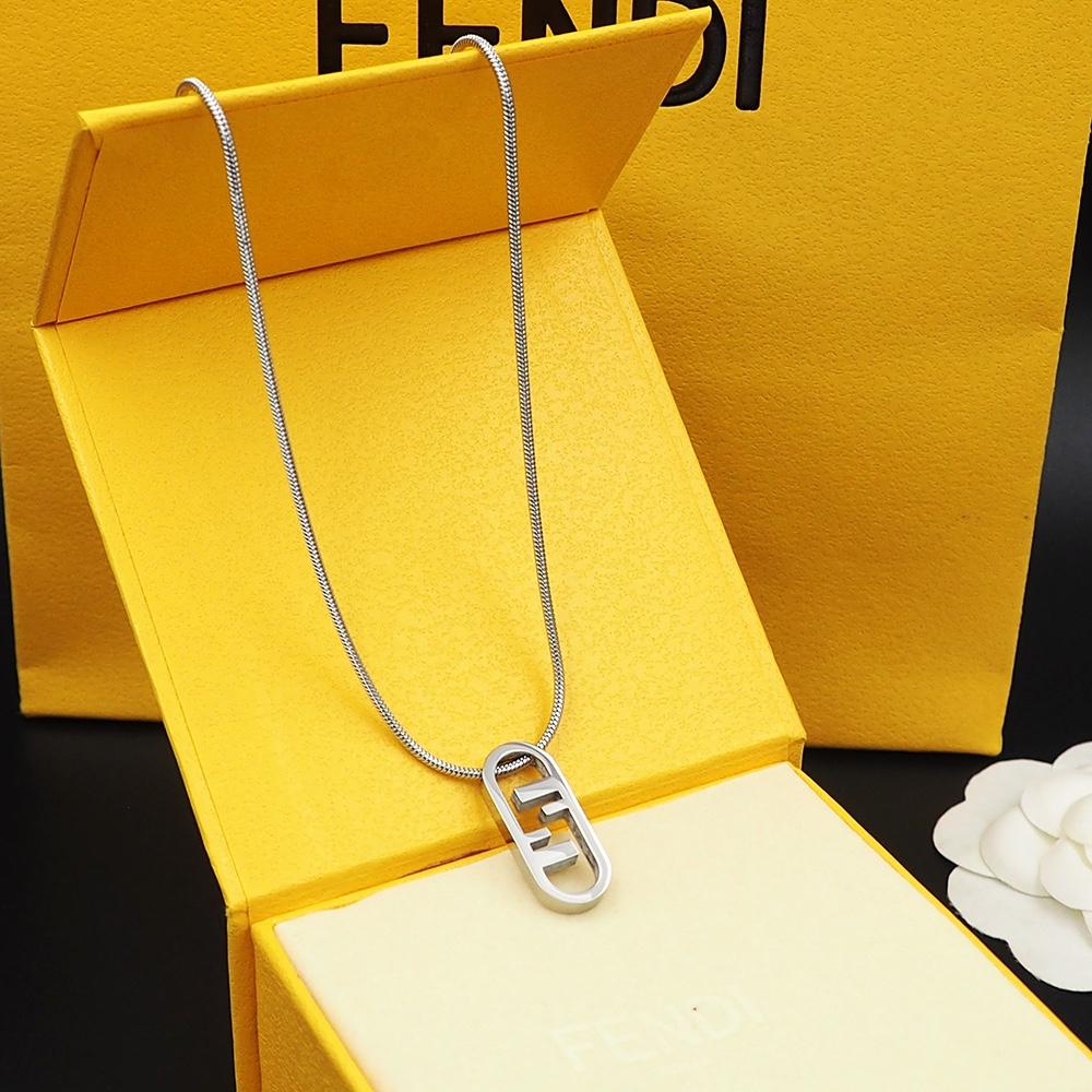 Fendi O’Lock Necklace - EUR FASHION