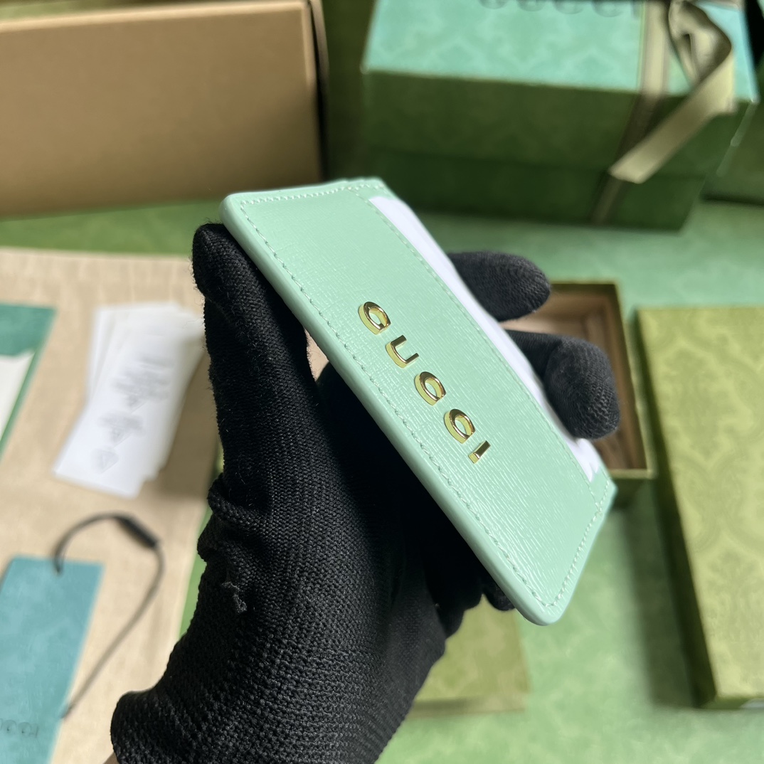 Gucci Card Case With Gucci Script - EUR FASHION