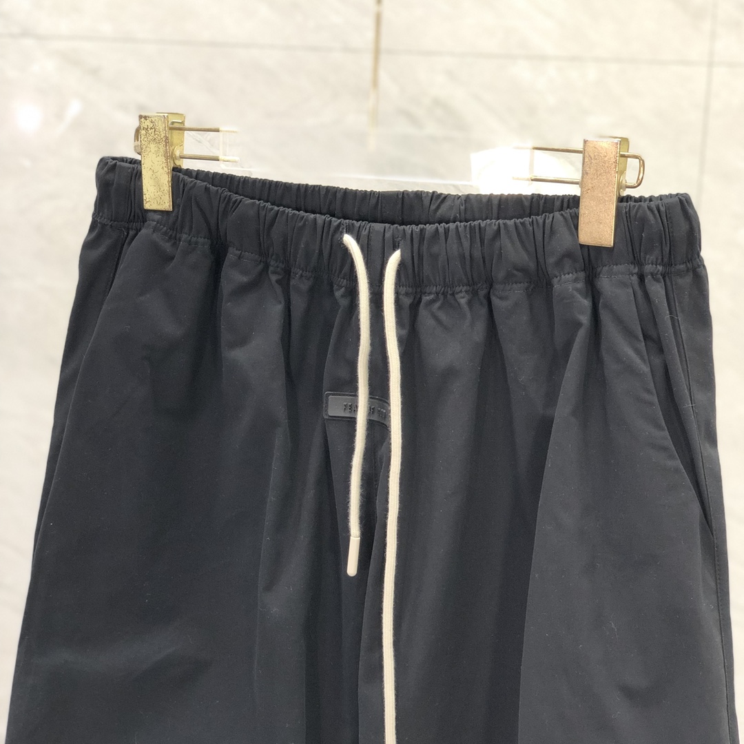 Fear of God Essentials Relaxed Trouser - EUR FASHION