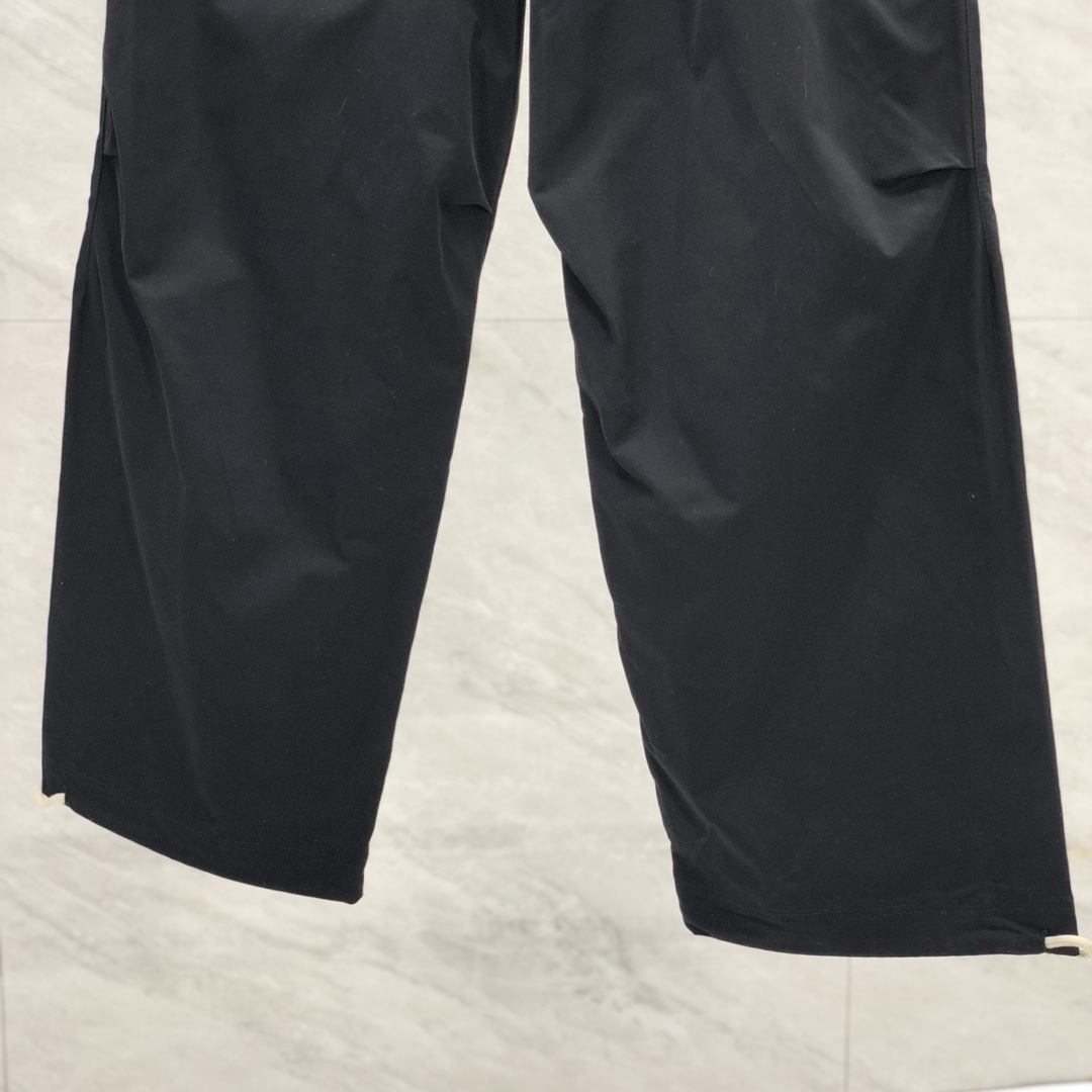 Fear of God Essentials Relaxed Trouser - EUR FASHION