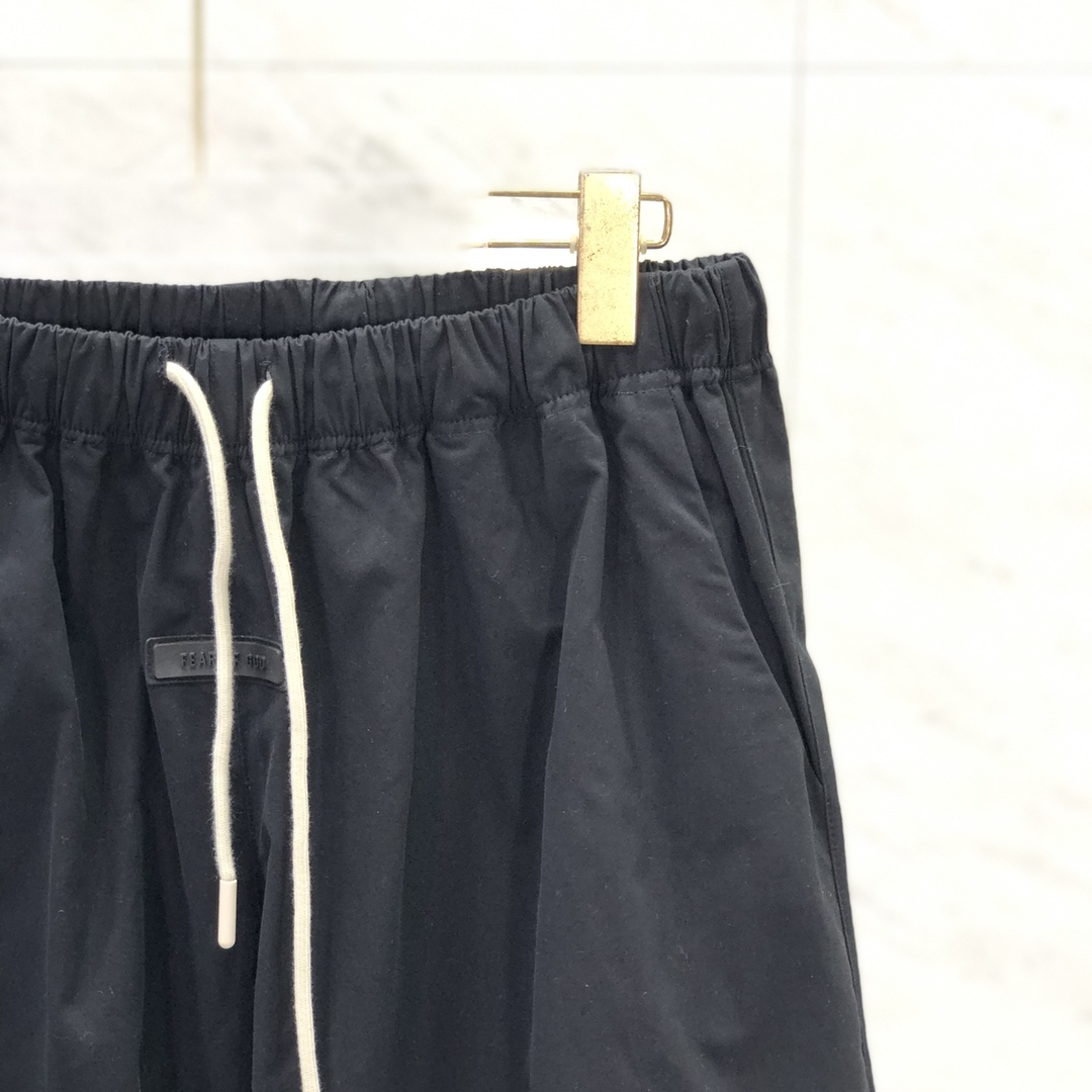 Fear of God Essentials Relaxed Trouser - EUR FASHION