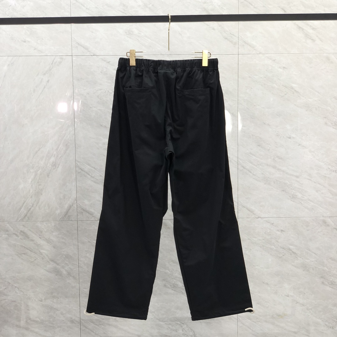 Fear of God Essentials Relaxed Trouser - EUR FASHION