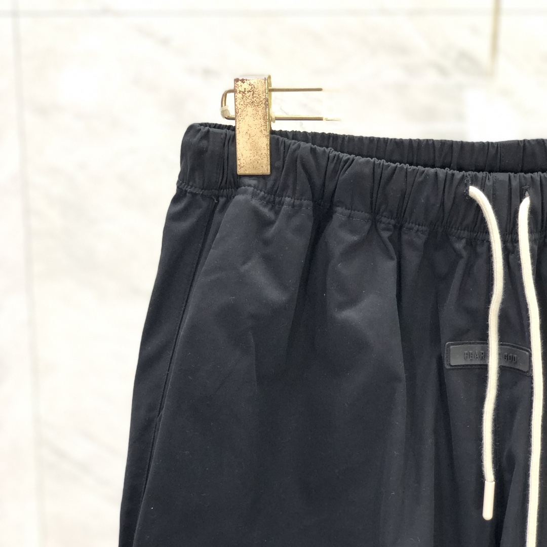 Fear of God Essentials Relaxed Trouser - EUR FASHION