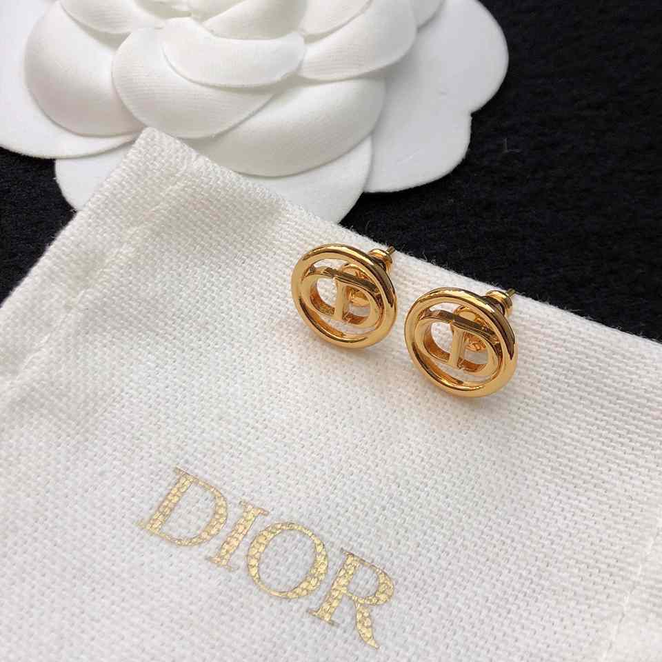 Dior 30 Montaigne Stud Earrings - EUR FASHION