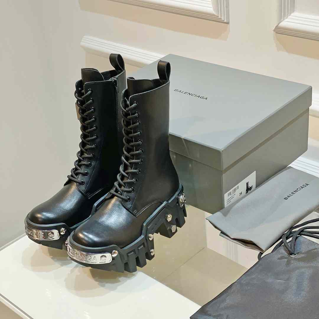 Balenciaga Bulldozer Lace-Up Boot In Black - EUR FASHION