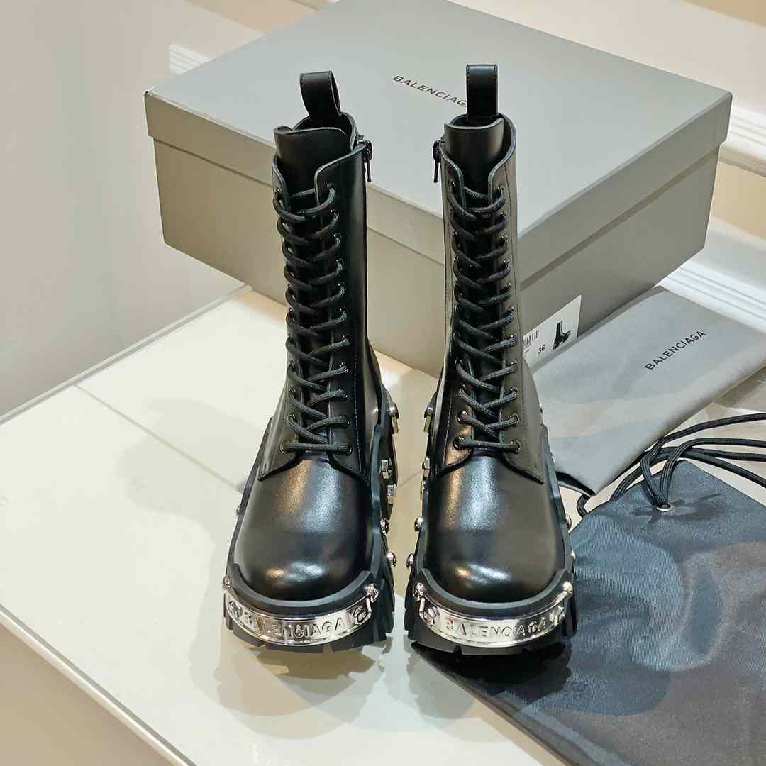 Balenciaga Bulldozer Lace-Up Boot In Black - EUR FASHION