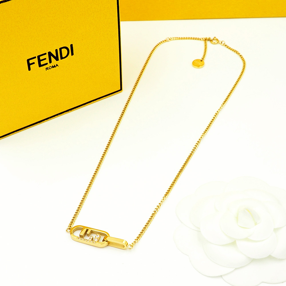 Fendi O’Lock Necklace - EUR FASHION