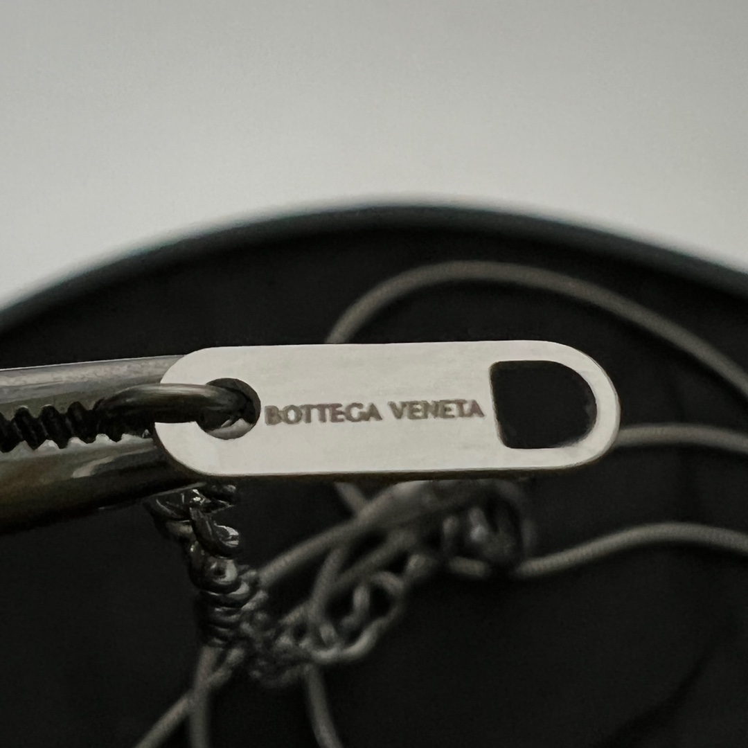 Bottega Veneta Drop Pendant Necklace - EUR FASHION