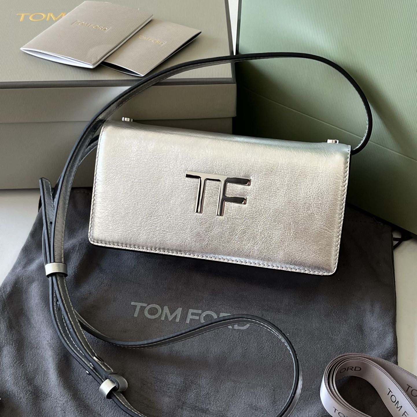 Tom Ford Leather TF Bag    18*9*3cm - EUR FASHION