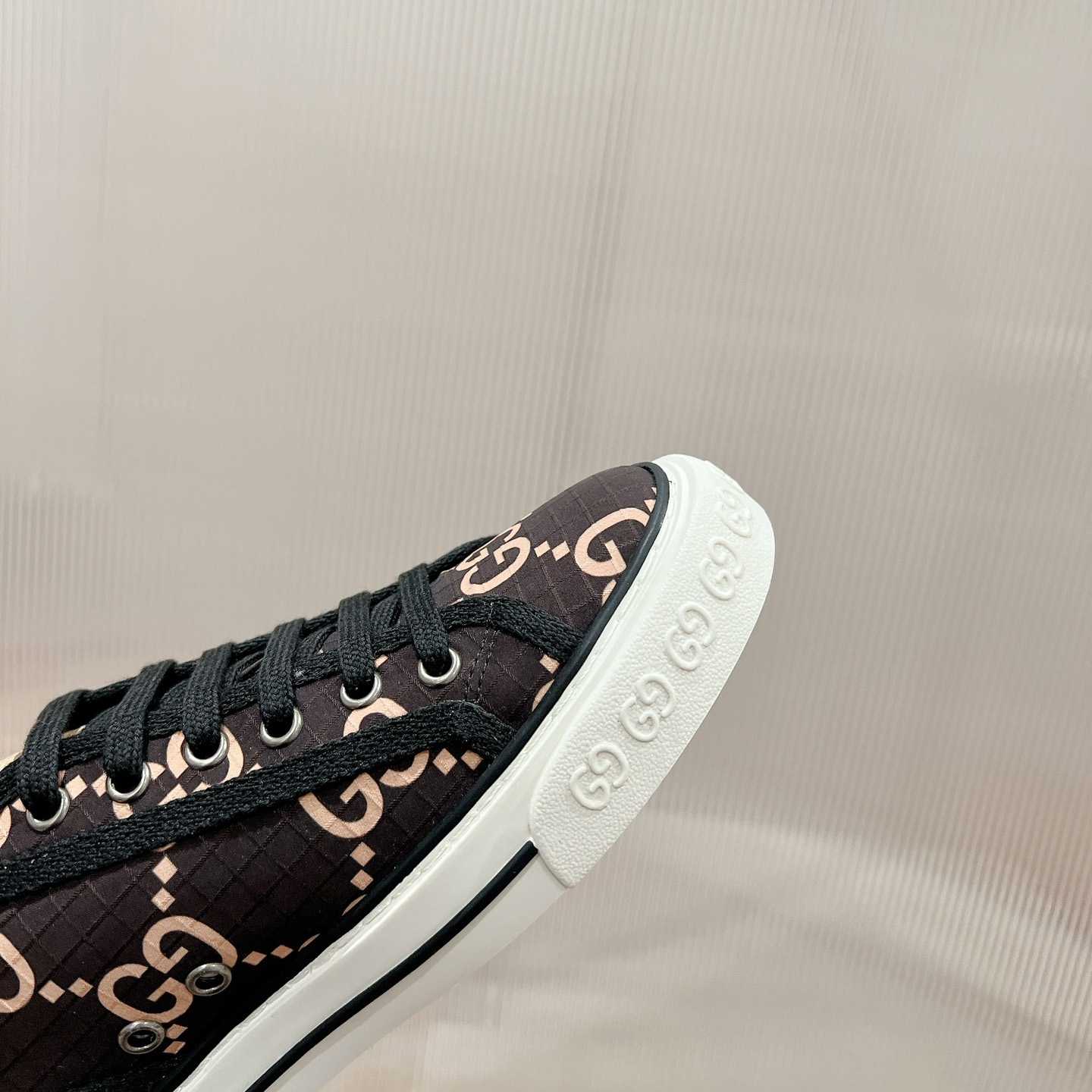 Gucci Tennis 1977 Sneaker(upon uk size) - EUR FASHION