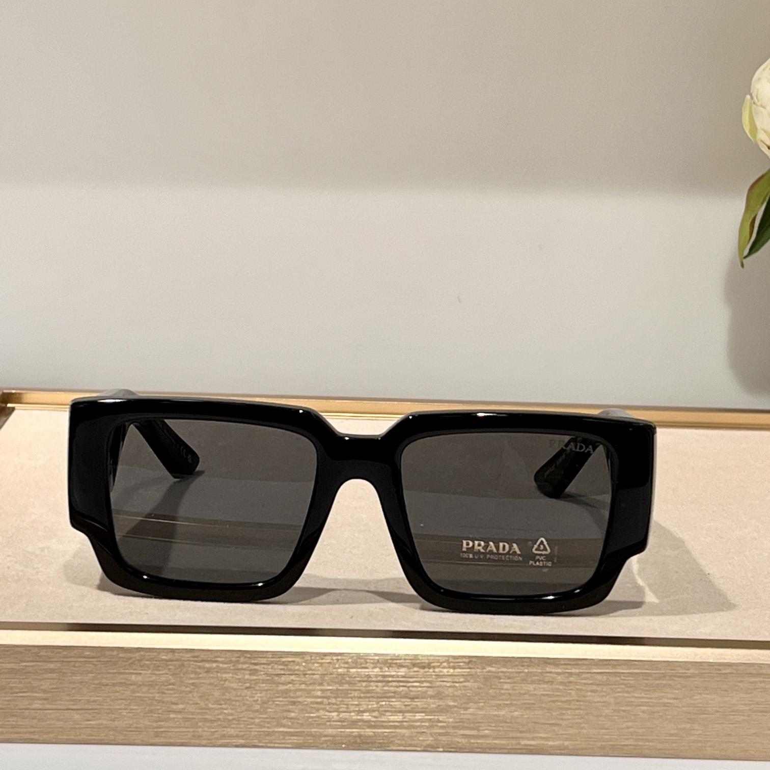 Prada Exclusive to Prada sunglasses      SPR12Z - EUR FASHION