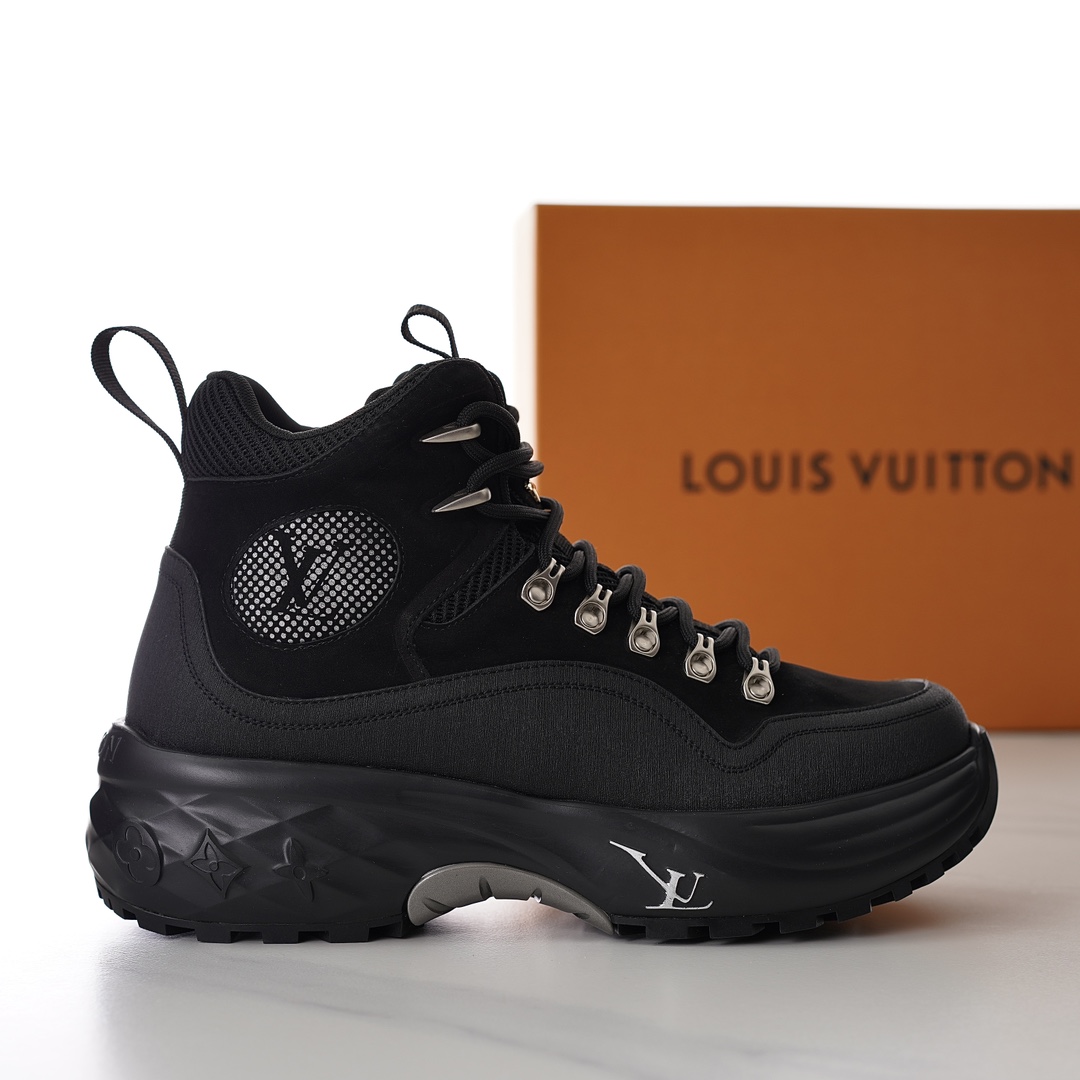 Louis Vuitton LV Discovery Ankle Boot   - EUR FASHION