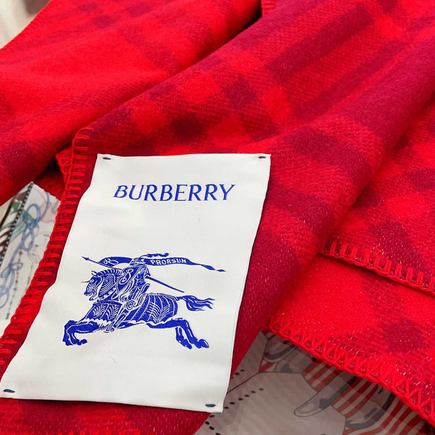 Burberry Check Wool Blanket Cape - EUR FASHION