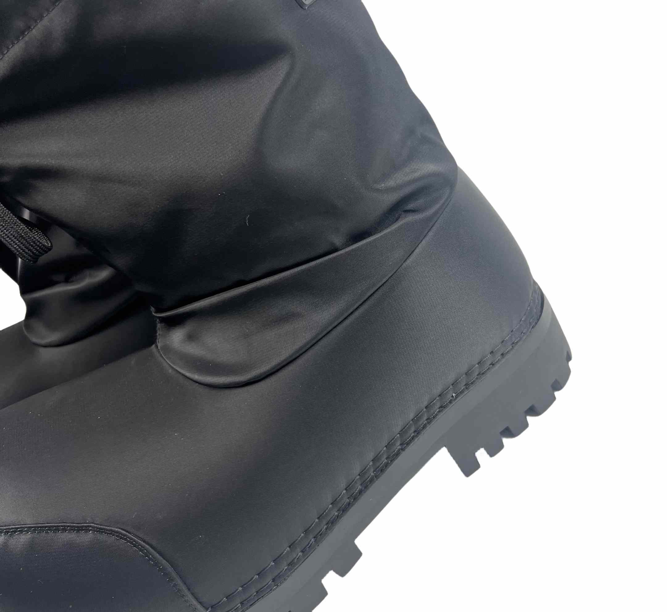 Balenciaga Alaska Low Boot In Black Nylon - EUR FASHION