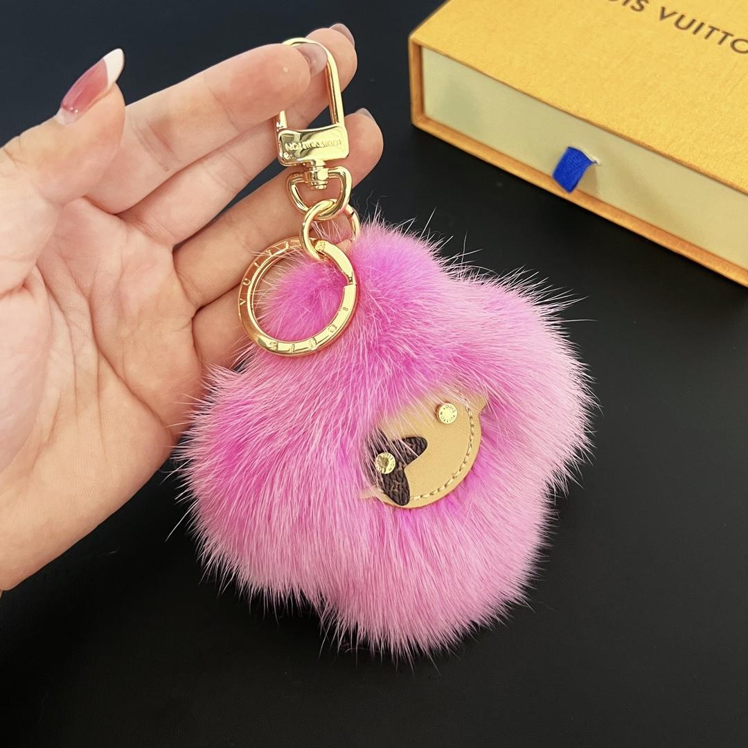 Louis Vuitto Vivienne Fur Key Holder   M01447 - EUR FASHION