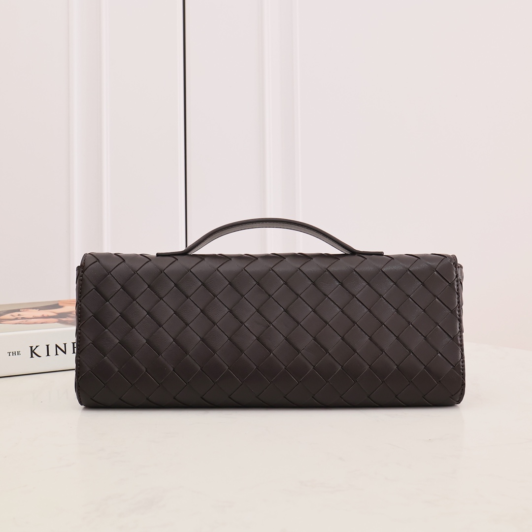 Bottega Veneta Long Clutch Andiamo With Handle - EUR FASHION