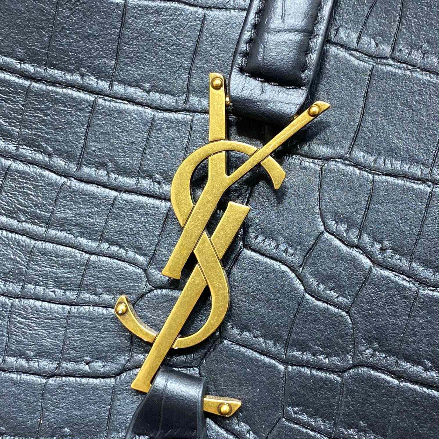 Saint Laurent Le 5 À 7 In Crocodile-embossed Shiny Leather - EUR FASHION