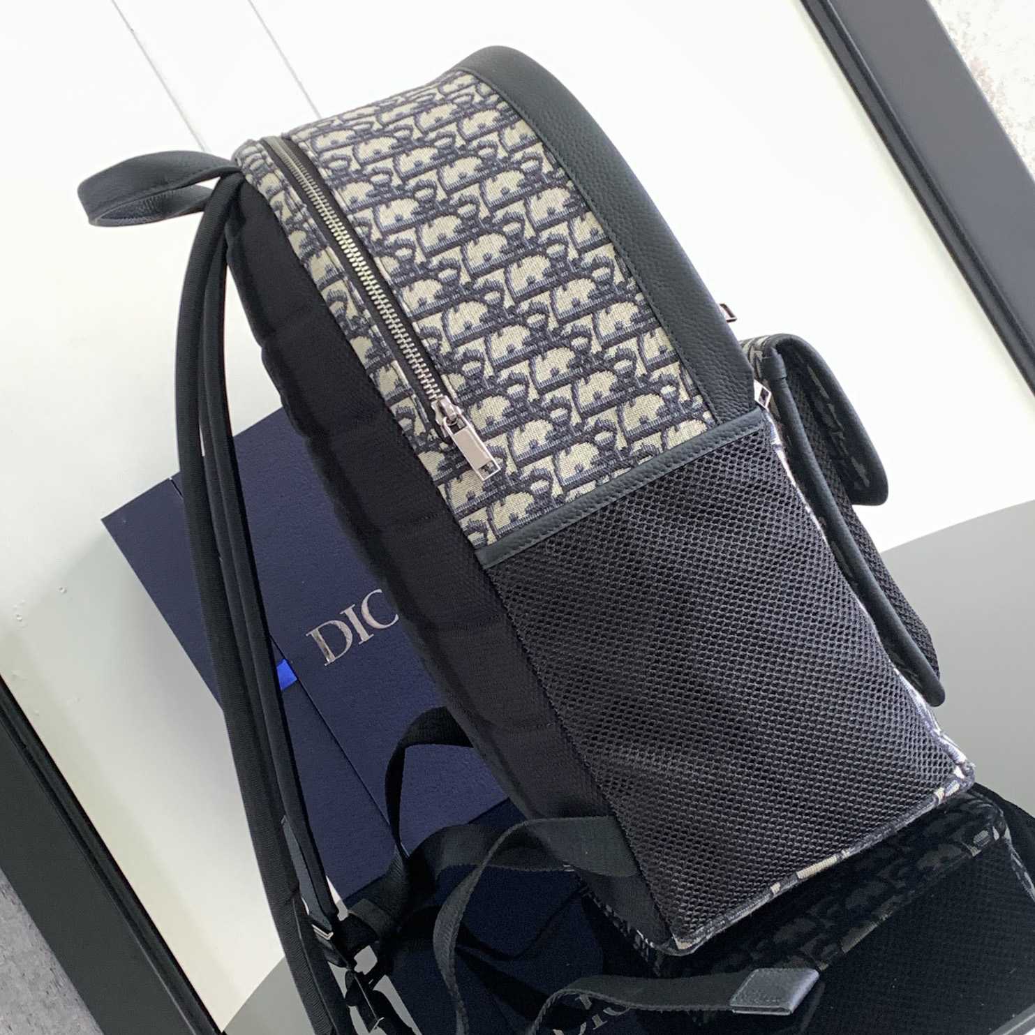 Dior 8 Backpack - EUR FASHION