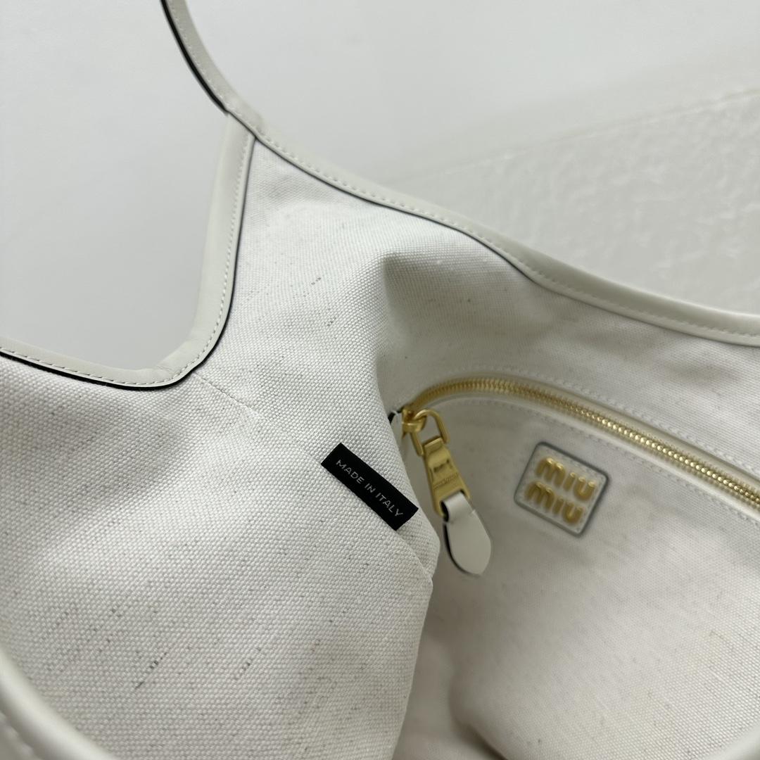 Miu Miu IVY Leather Bag - EUR FASHION