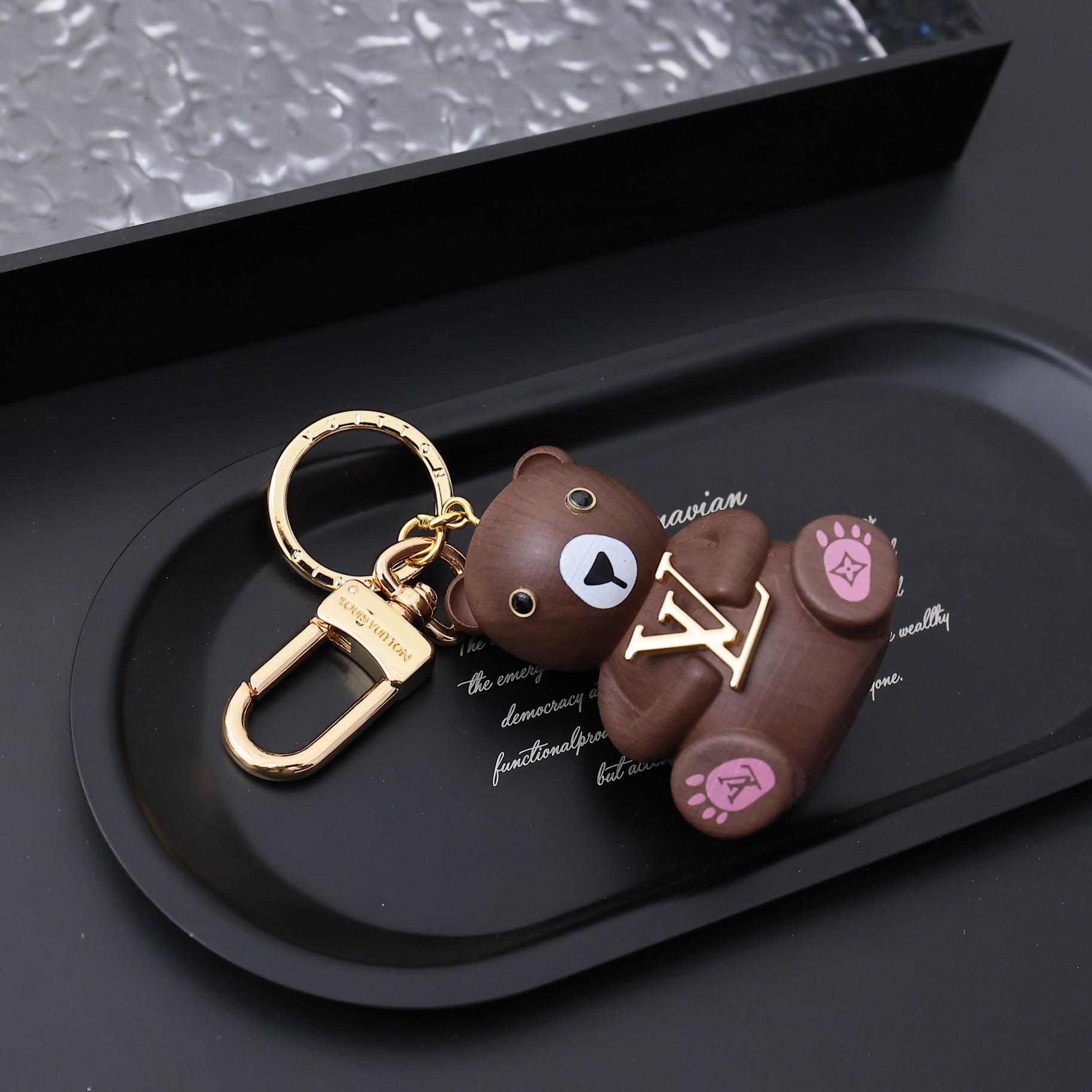 Louis Vuitton LV Teddy Bear Keyring And Bag Charm   M01360 - EUR FASHION