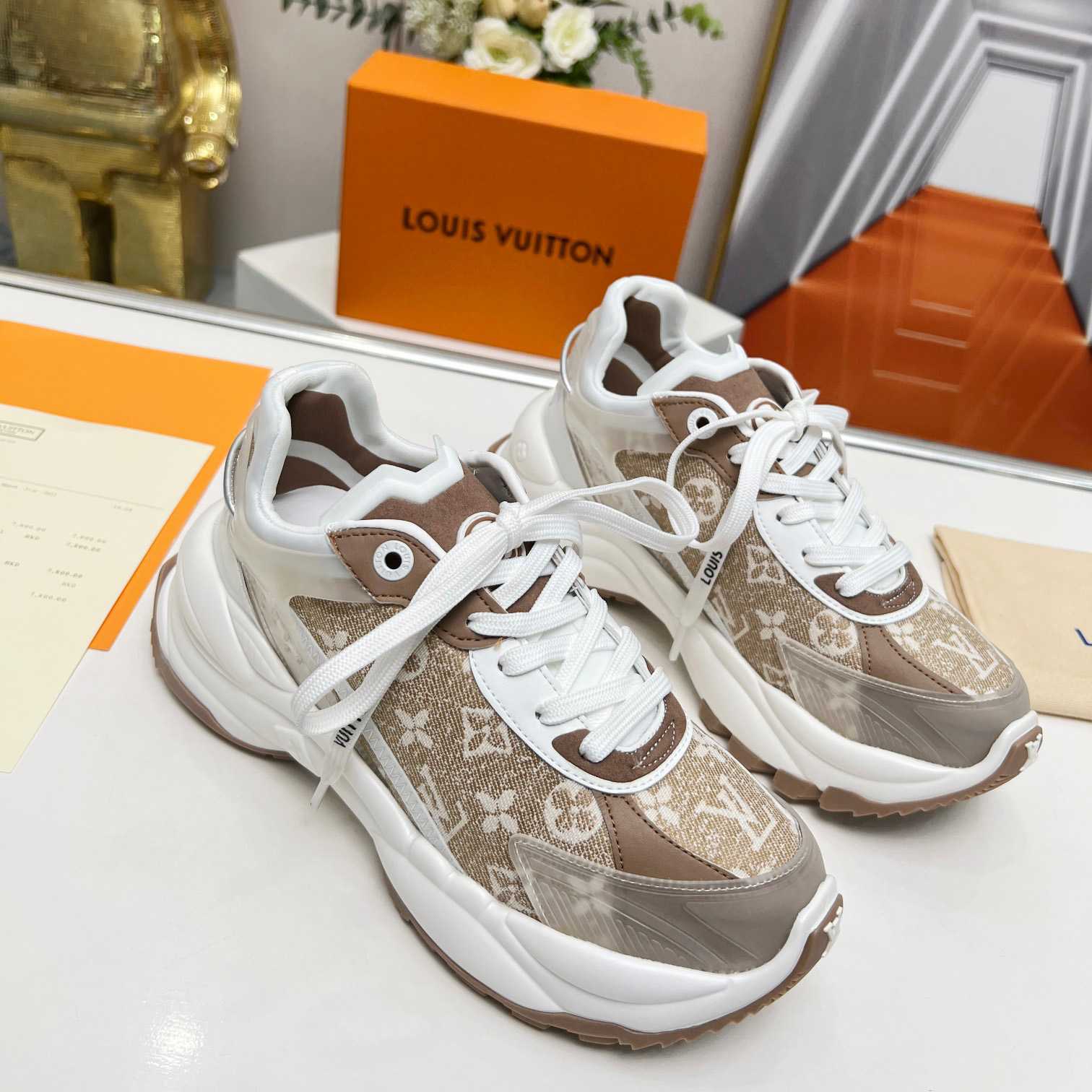 Louis Vuitton Monogram Sneaker            - EUR FASHION