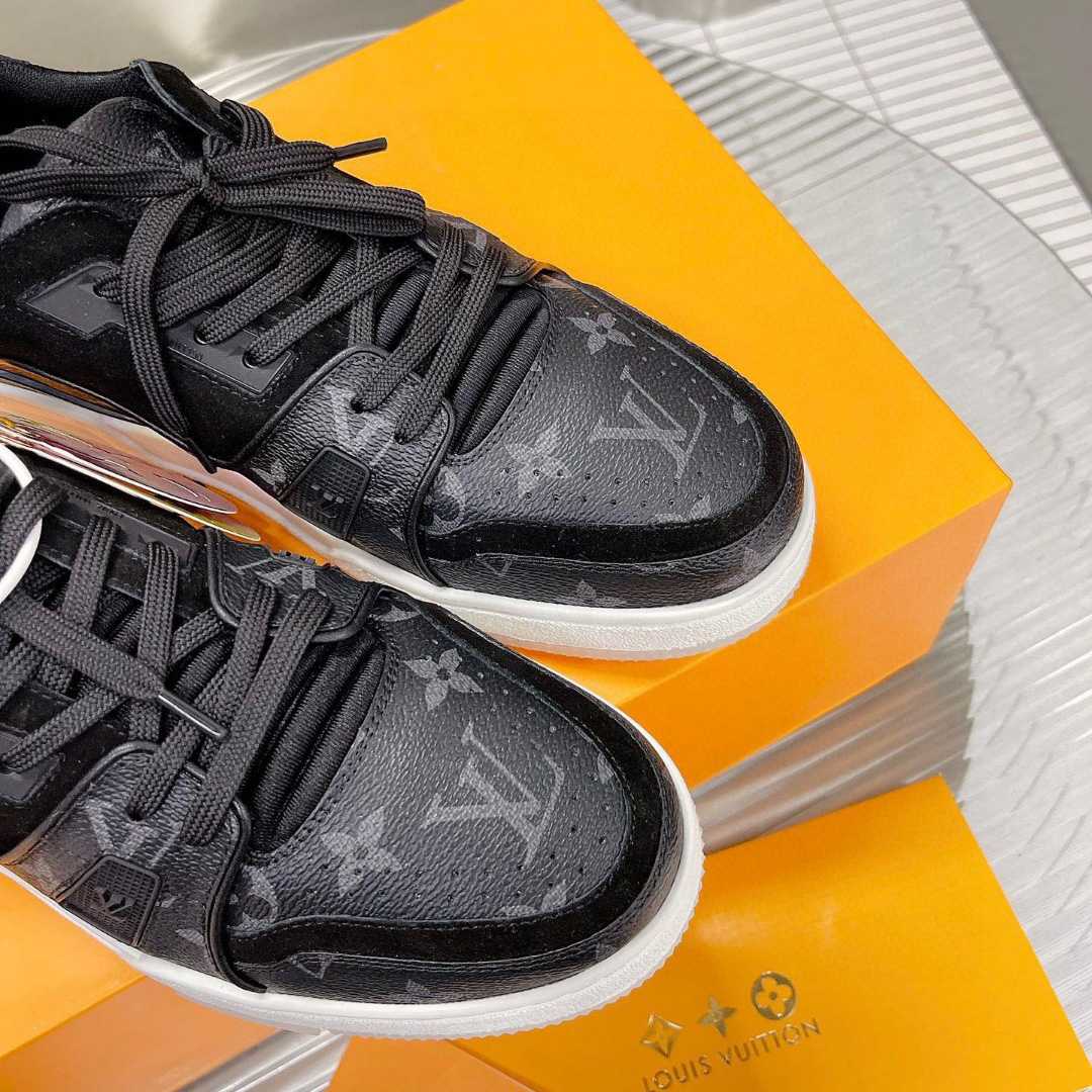 Louis Vuitton Trainer Sneaker(upon uk size) - EUR FASHION