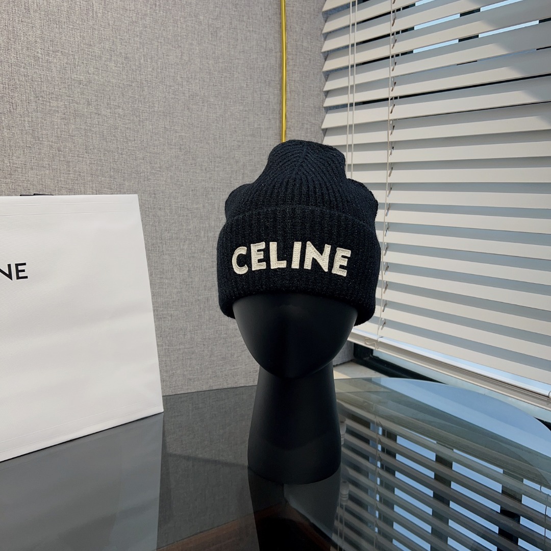 Celine  Embroidered Beanie In Ribbed Wool - EUR FASHION