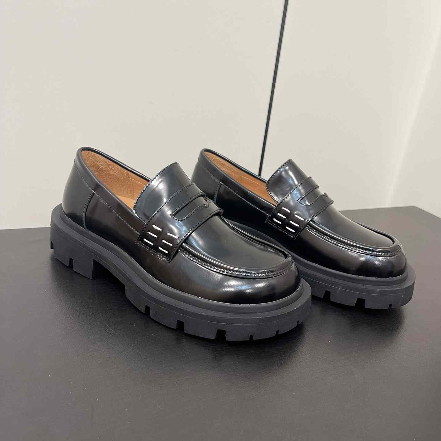 Maison Margiela Chunky Sole Loafers - EUR FASHION