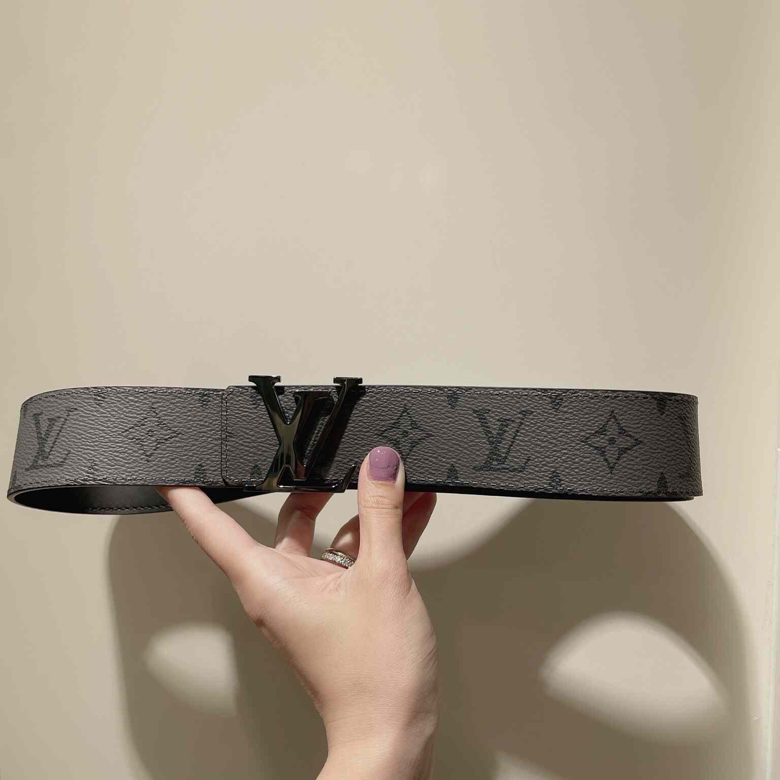 Louis Vuitton LV Initiales 40mm Reversible Belt   M0285 - EUR FASHION