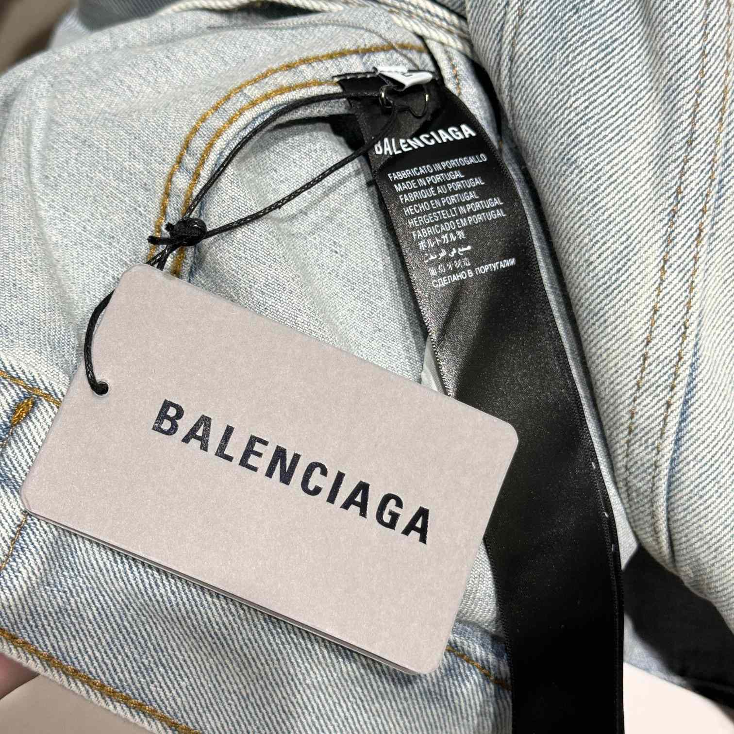 Balenciaga Denim Size Sticker Jacket In Light Blue - EUR FASHION