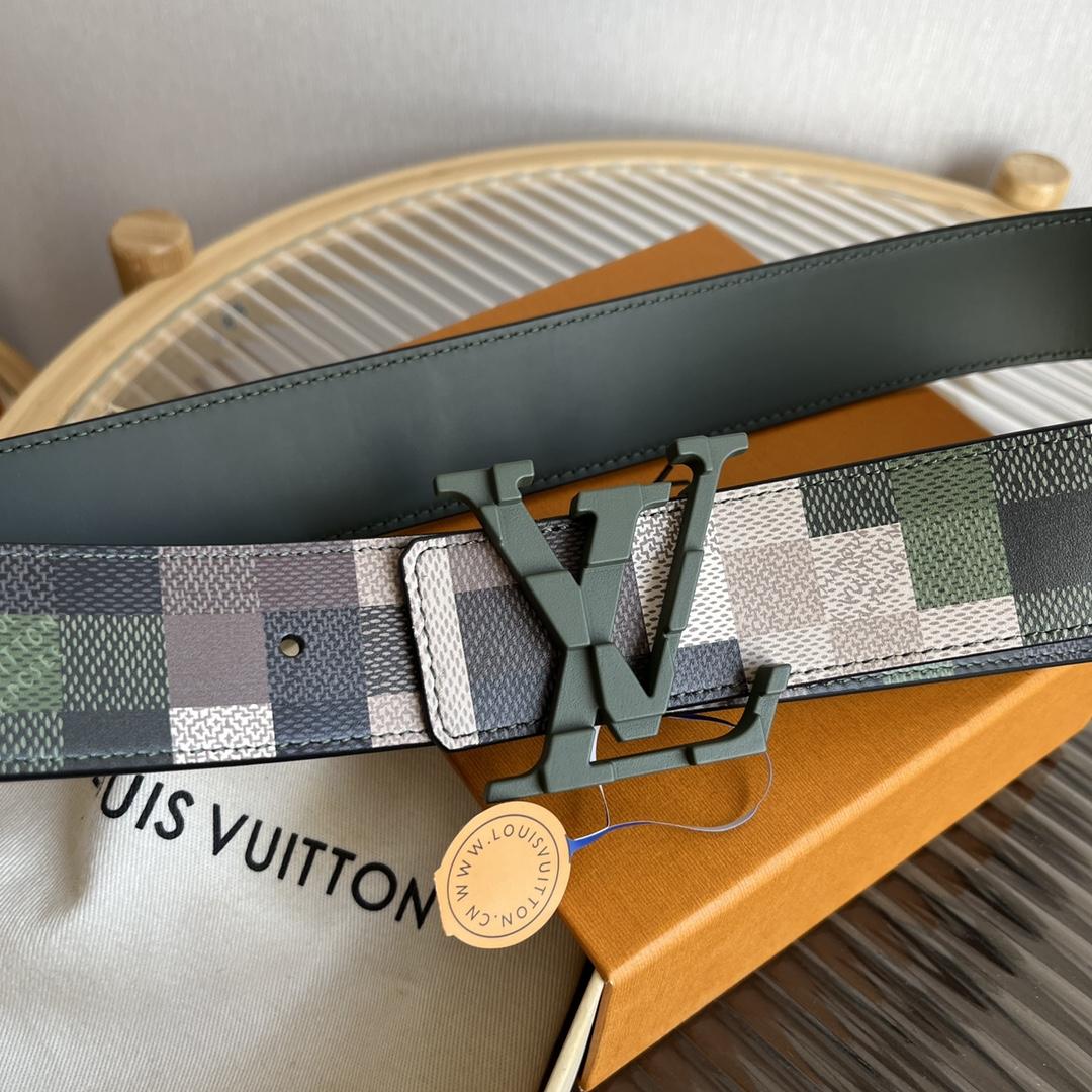 Louis Vuitton LV Mega Pixel 40mm Reversible Belt   M8470V - EUR FASHION