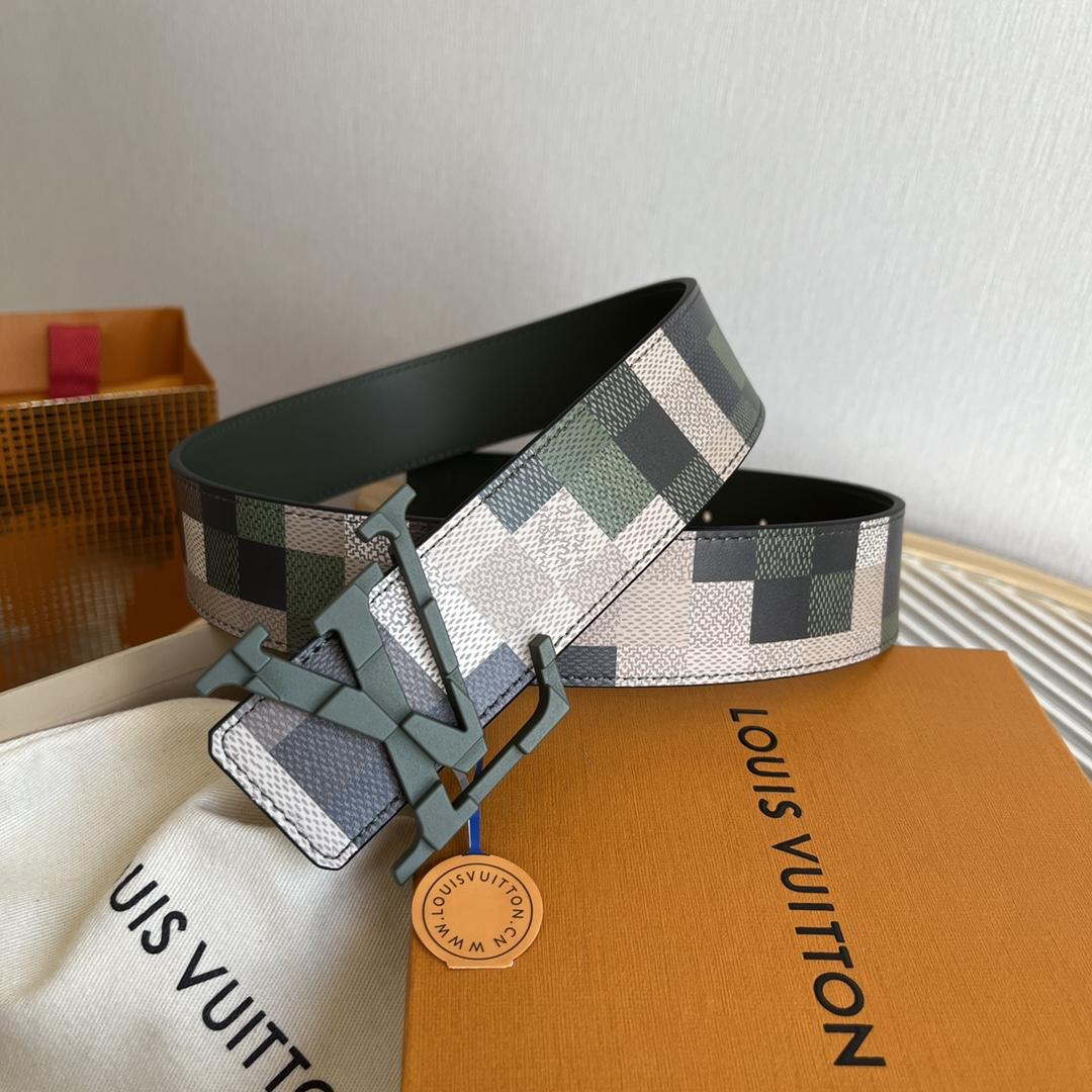 Louis Vuitton LV Mega Pixel 40mm Reversible Belt   M8470V - EUR FASHION