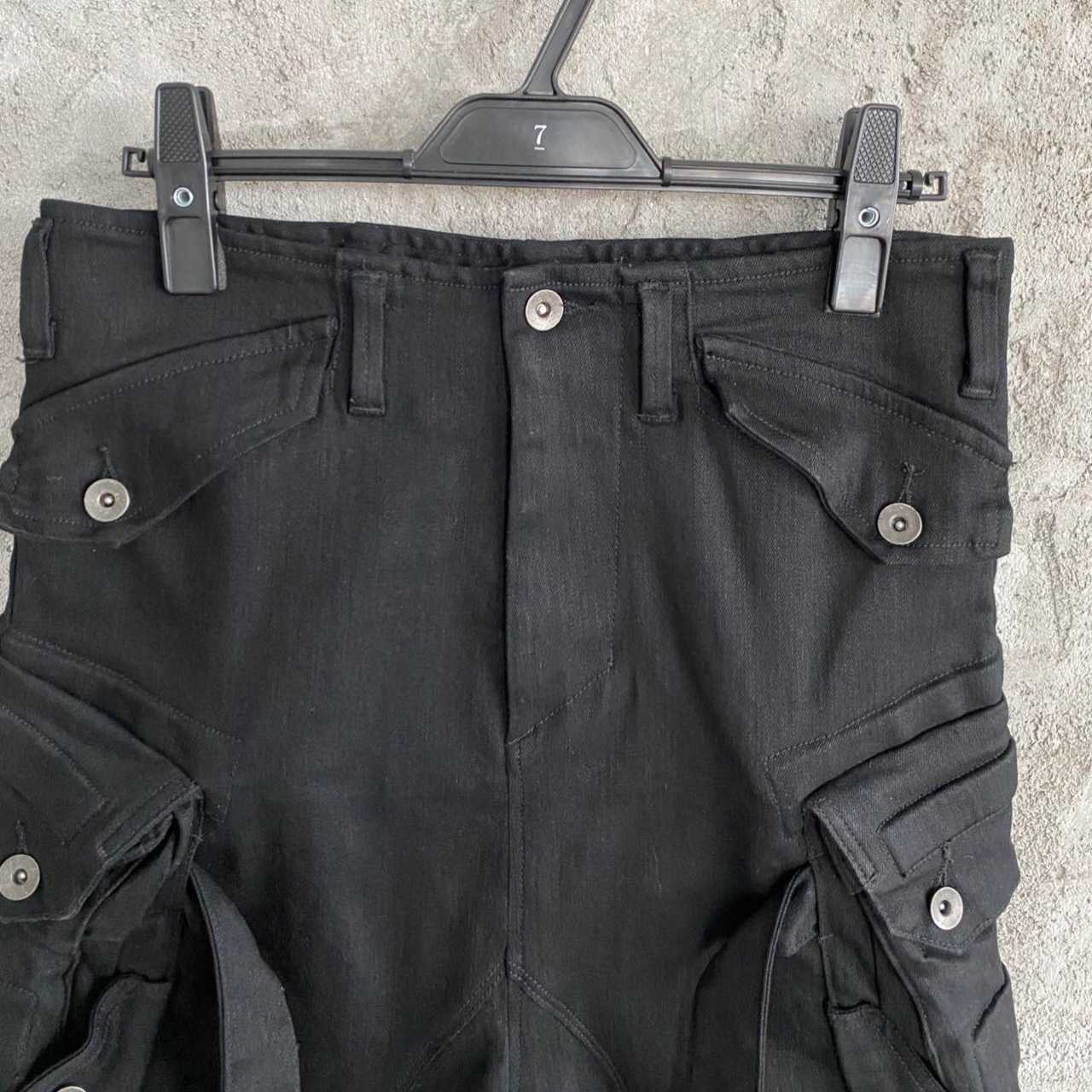 Julius Black Belt Cargo Pocket Shorts - EUR FASHION