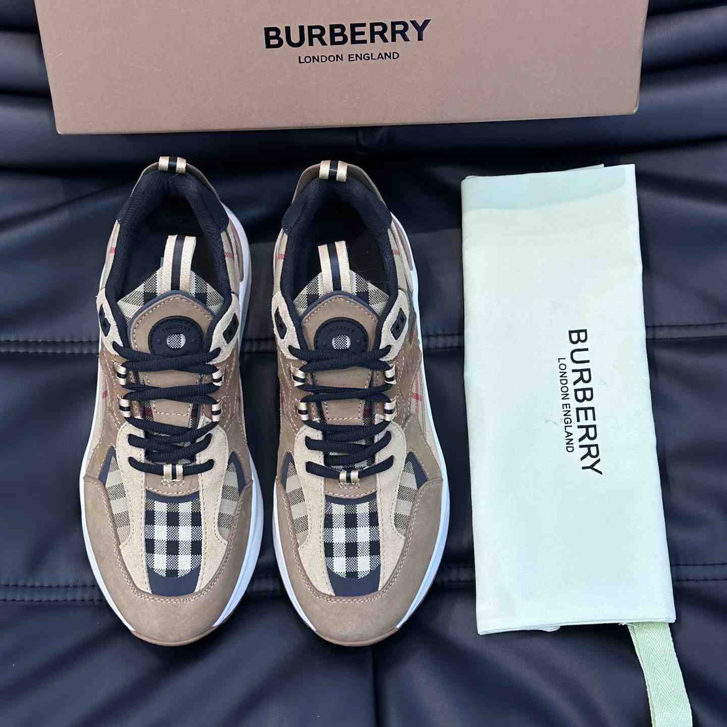 Burberry Beige Leather And Check Print Trainer - EUR FASHION