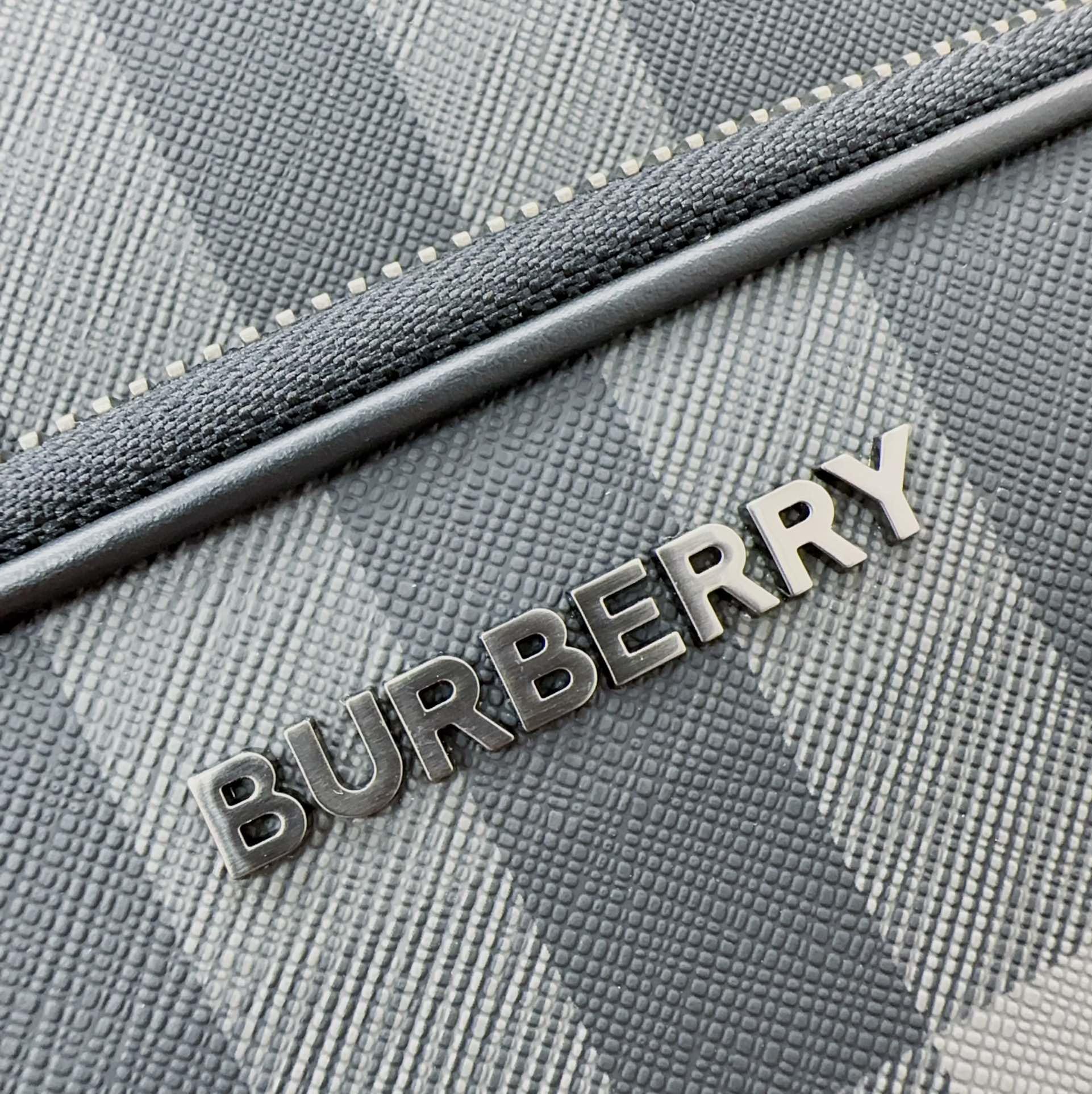 Burberry Rocco Backpack   - EUR FASHION