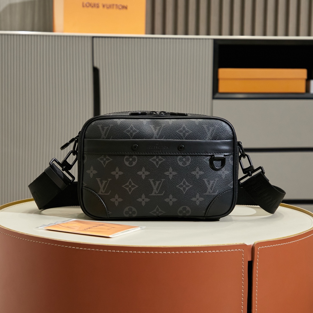 Louis Vuitton Alpha Messenger  M46955 - EUR FASHION