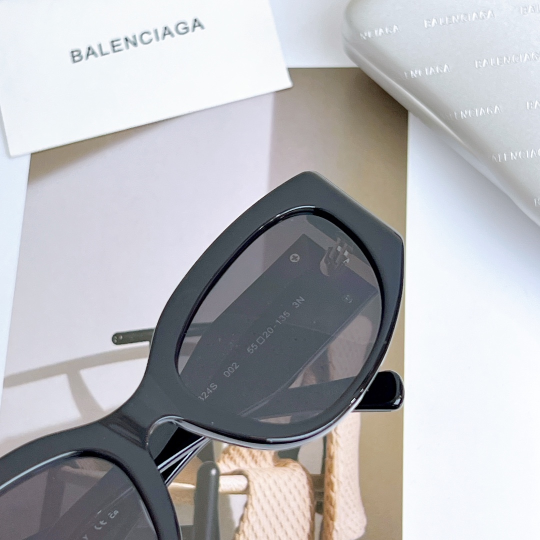 Balenciaga Bossy Round AF Sunglasses In Black  BB0324 - EUR FASHION