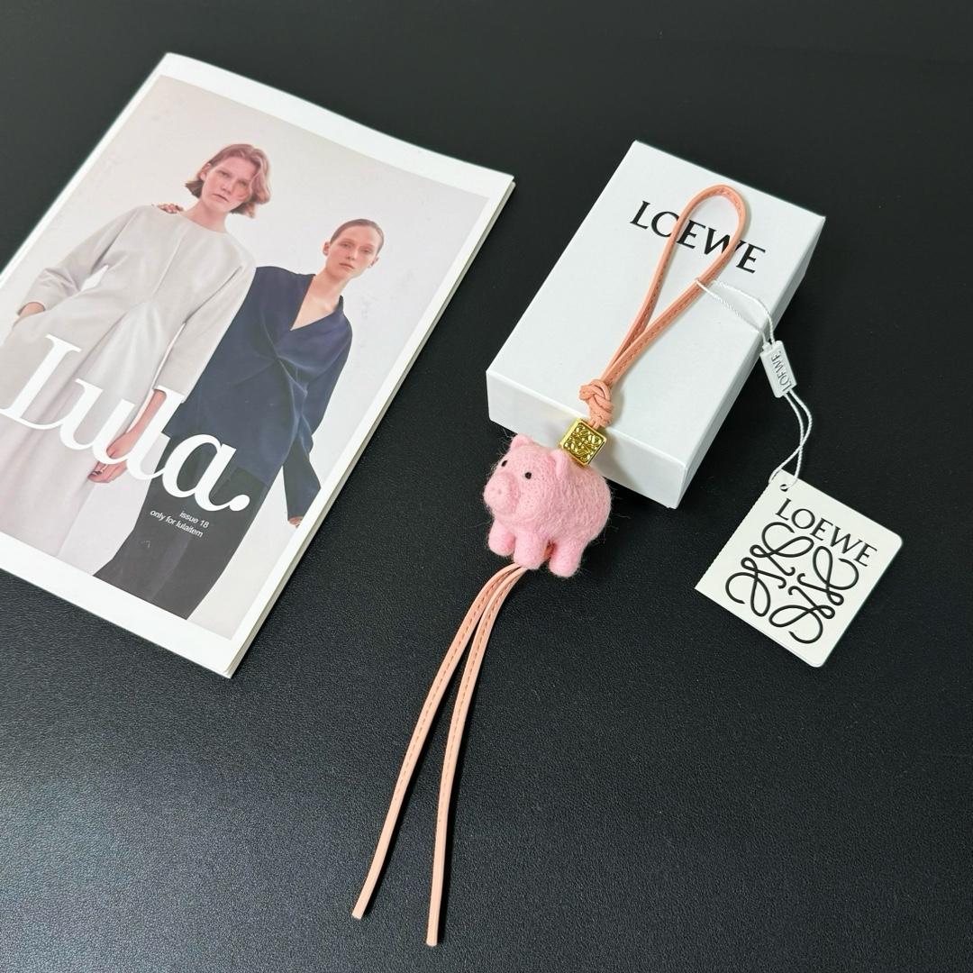 Loewe Pig Charm In Felt - EUR FASHION