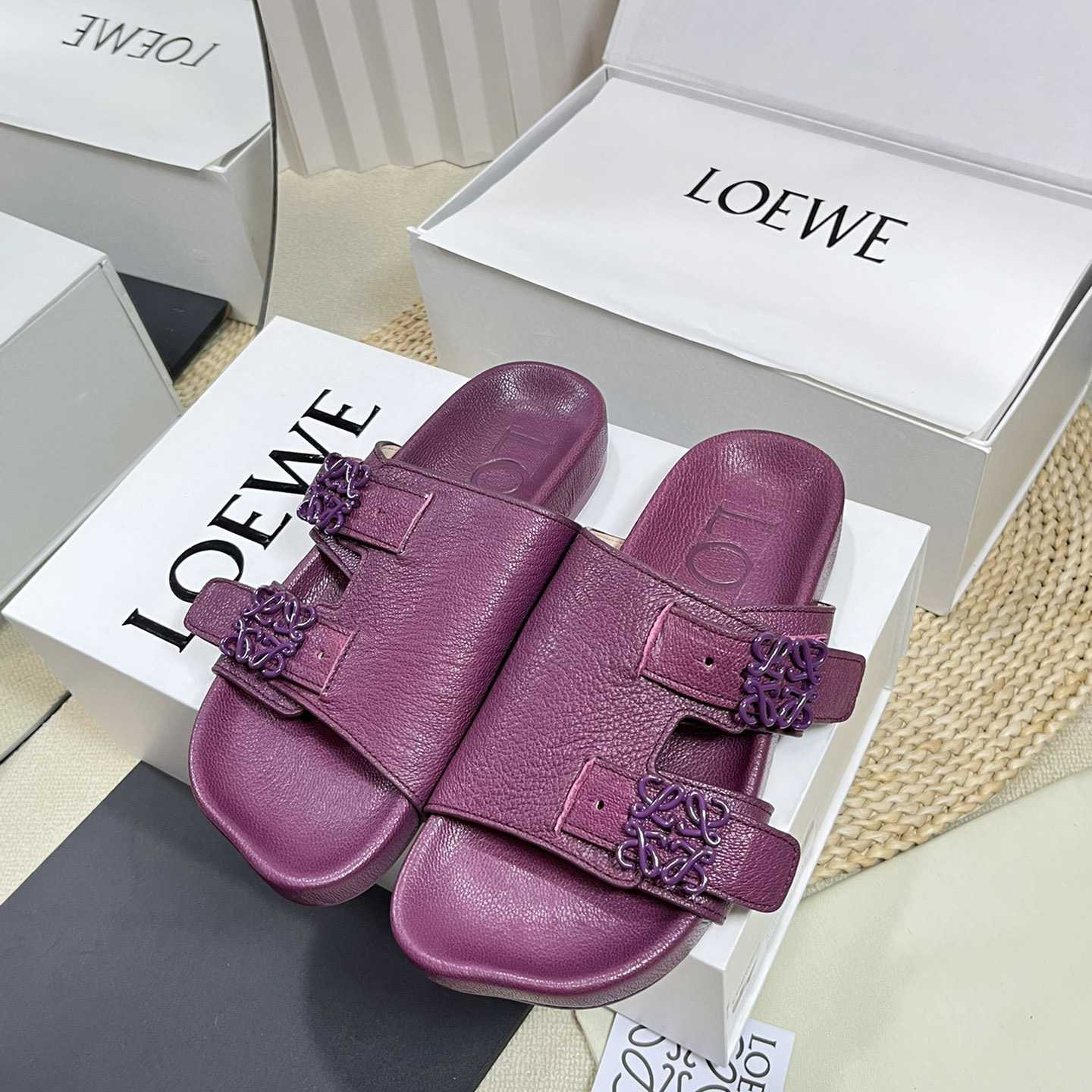 Loewe Ease slide In Goatskin - EUR FASHION