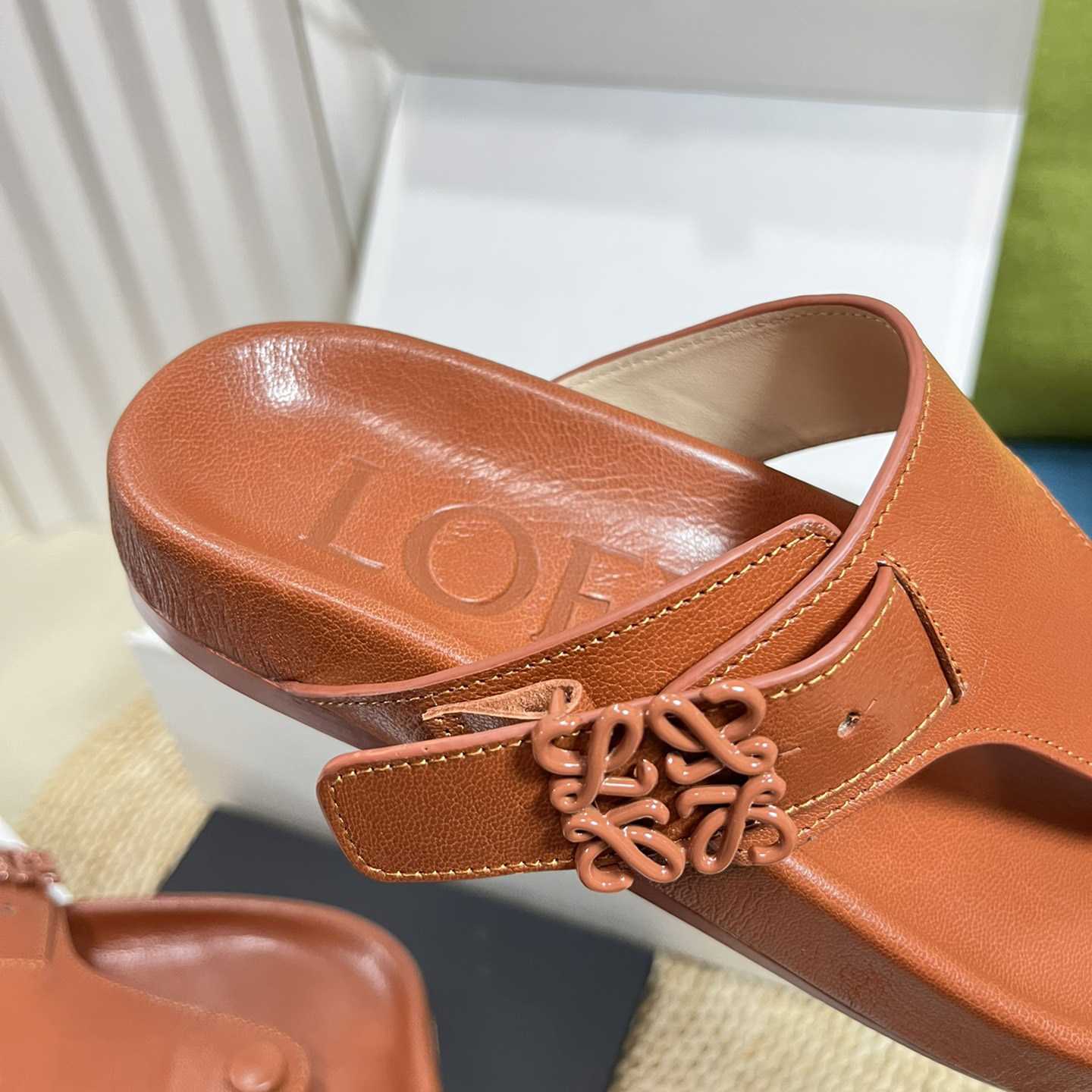 Loewe Anagram Ease Sandal In Kidskin - EUR FASHION