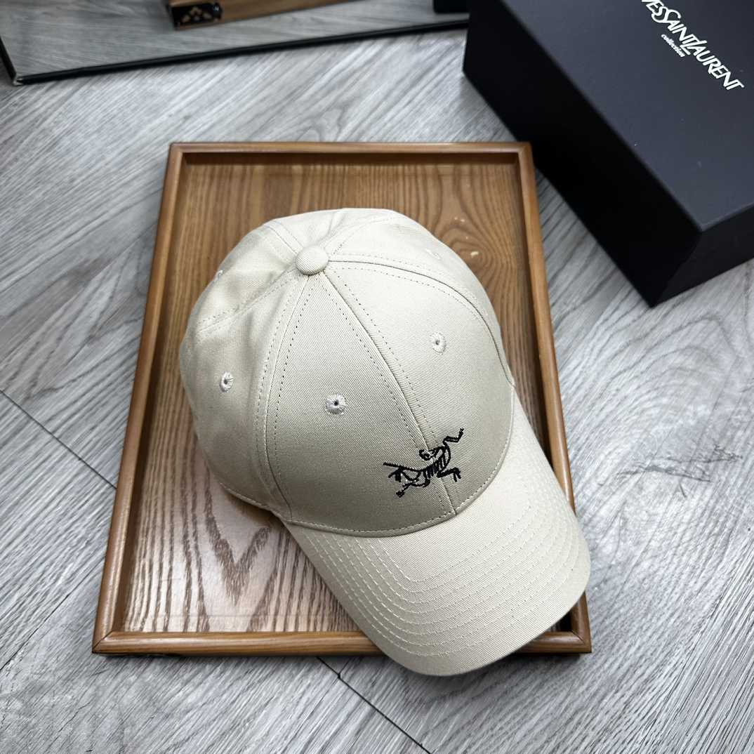 Arc’teryx Cap - EUR FASHION